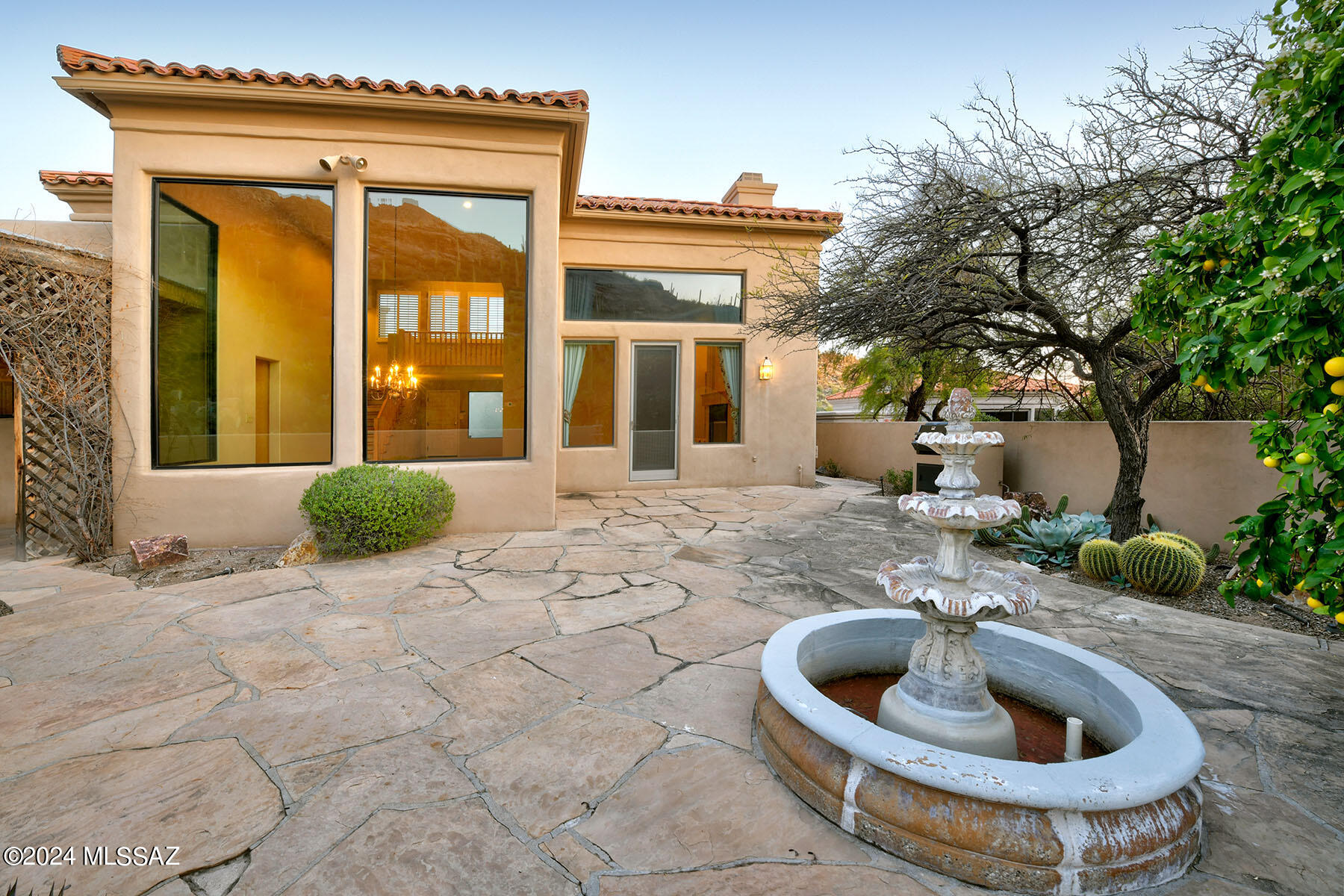 Finisterra III (303-308) - Residential