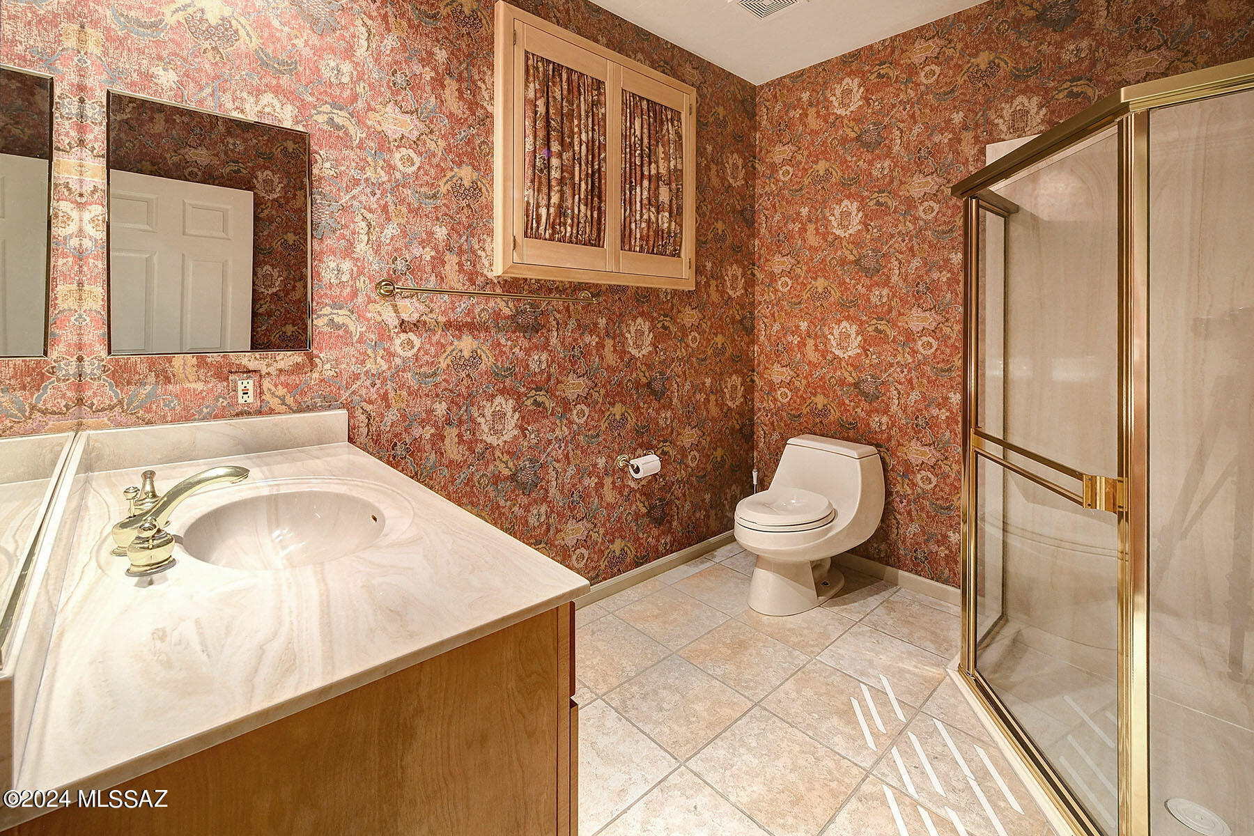 Finisterra III (303-308) - Residential