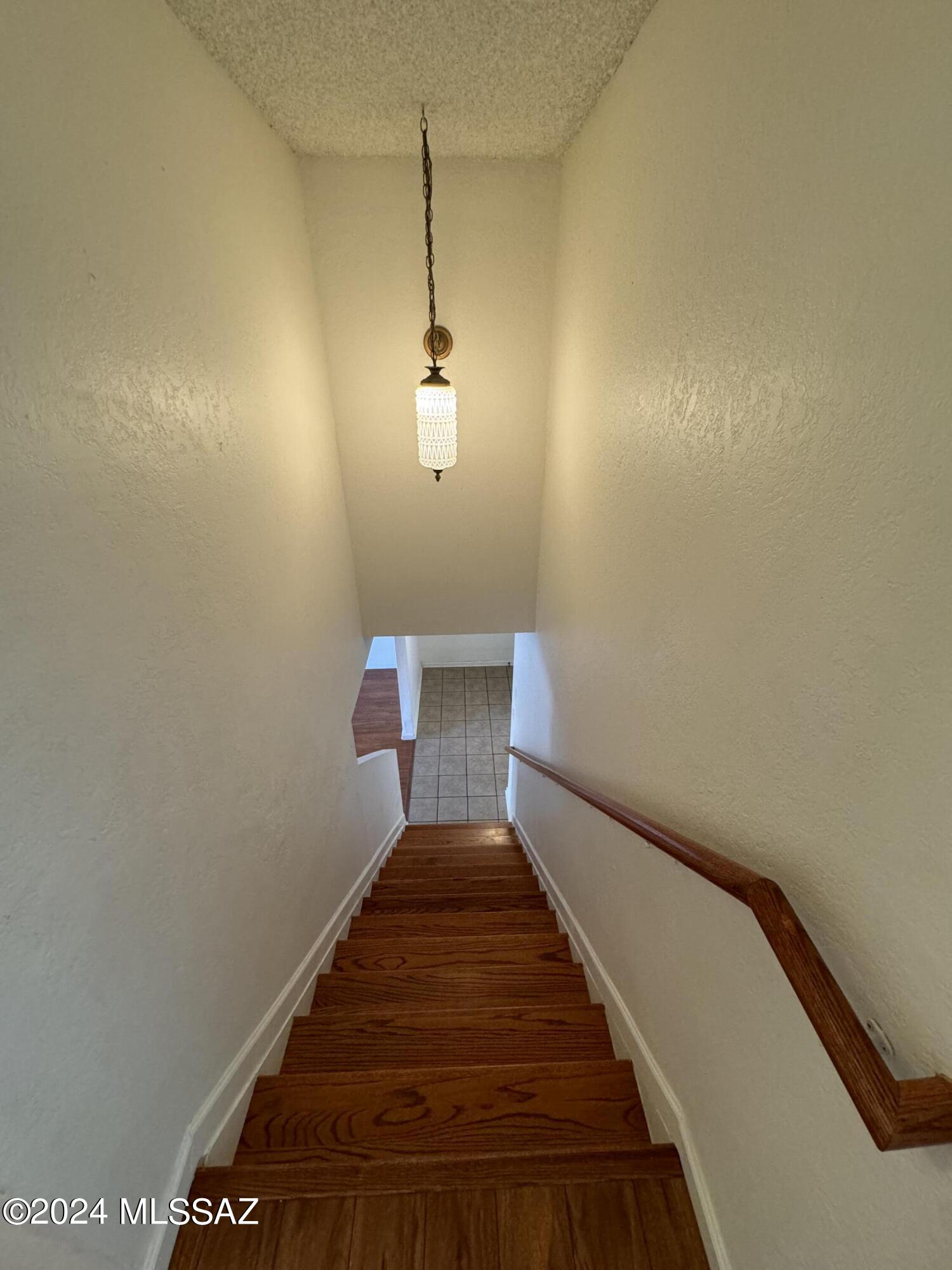 Valle Cereza (1-59) - Residential
