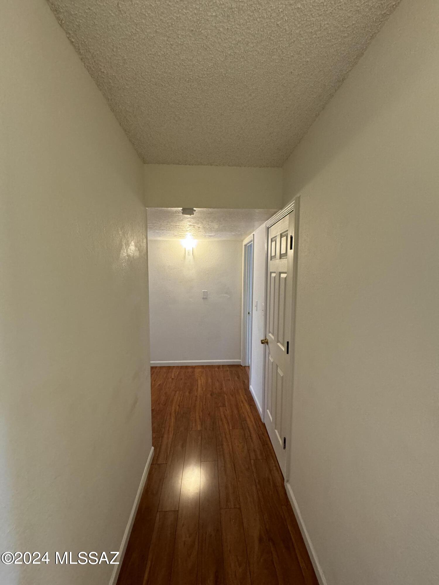 Valle Cereza (1-59) - Residential