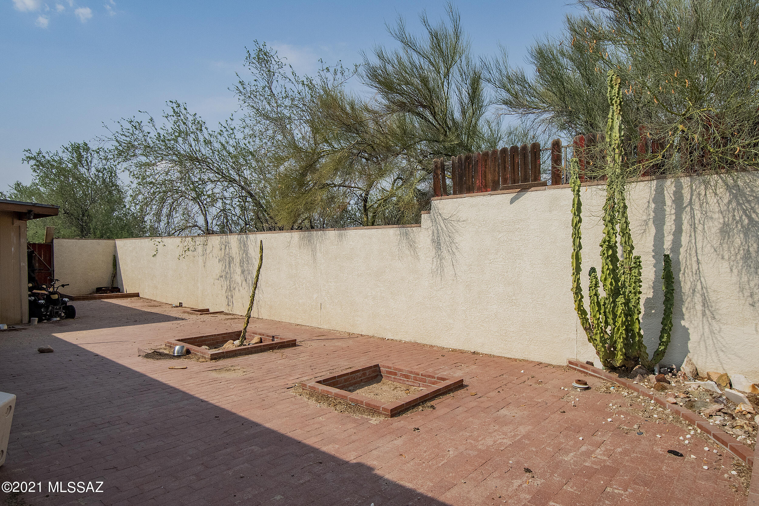 Rancho Feliz(1-115) - Residential