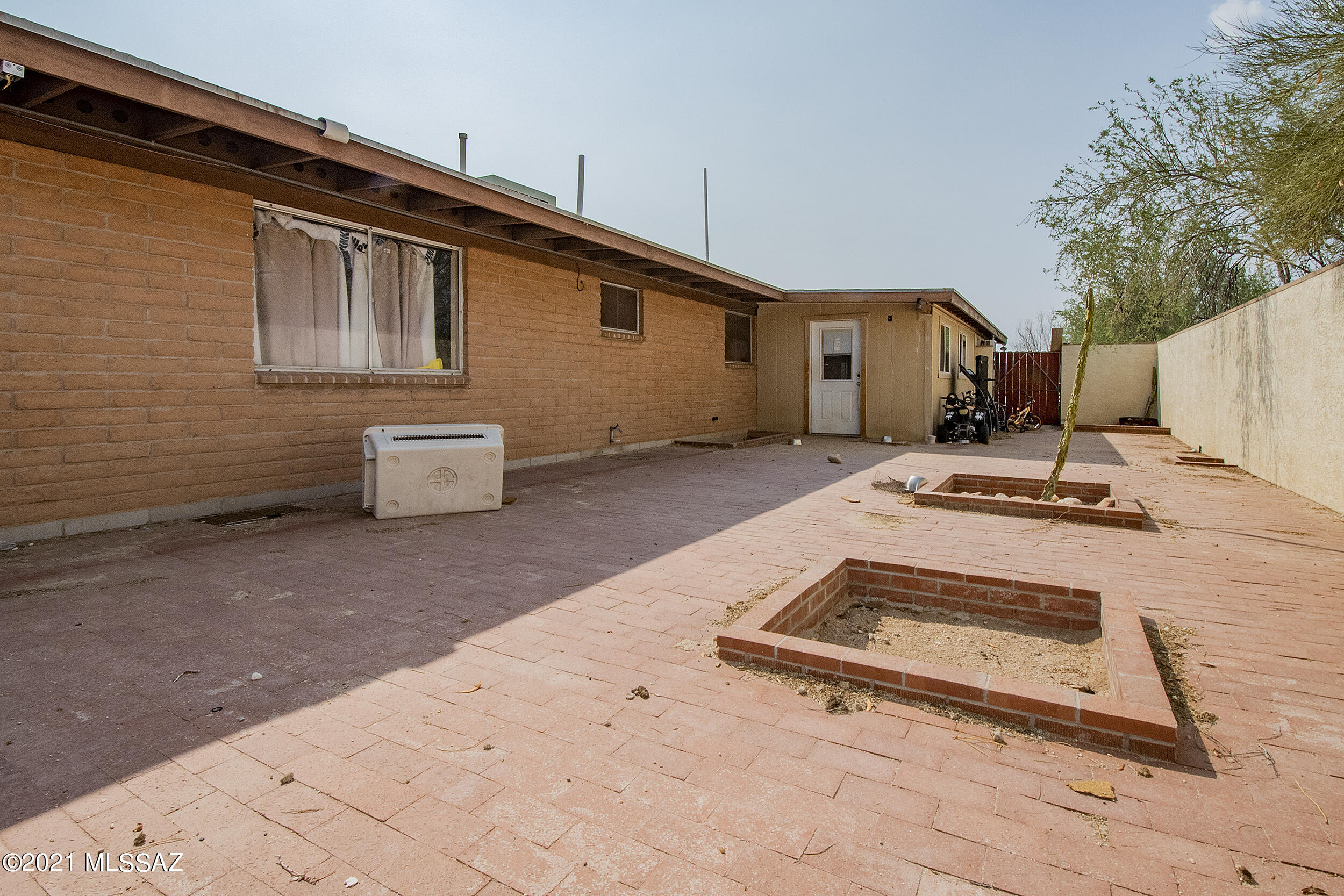 Rancho Feliz(1-115) - Residential