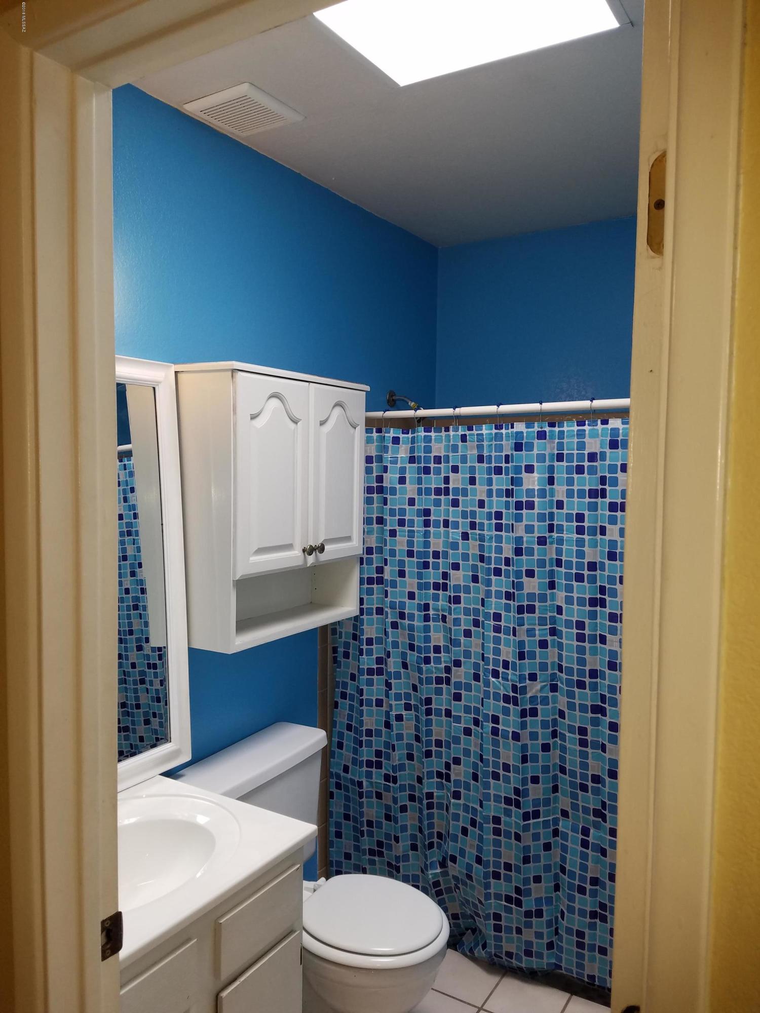 Waters Edge Condos. - Residential