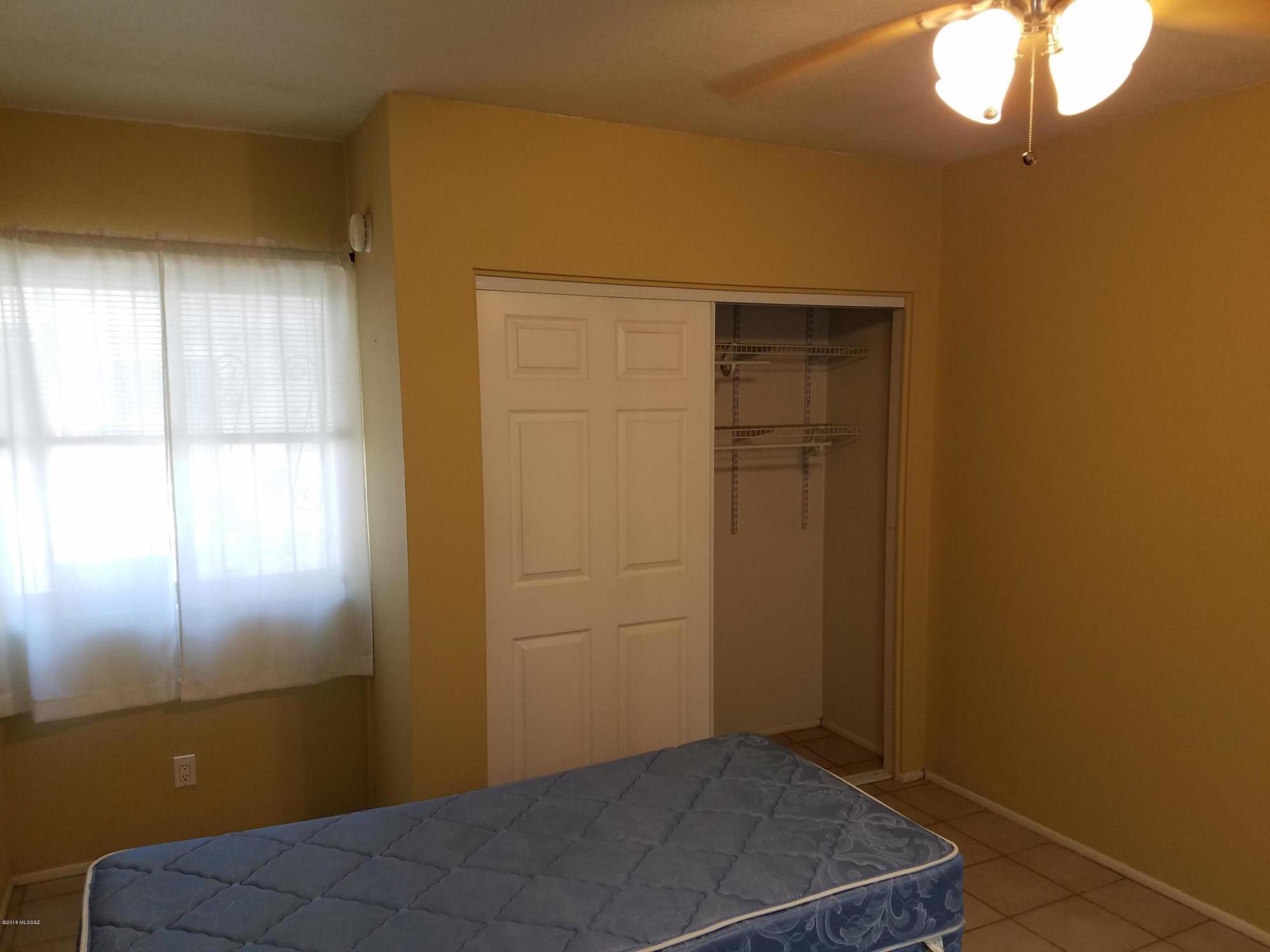 Waters Edge Condos. - Residential