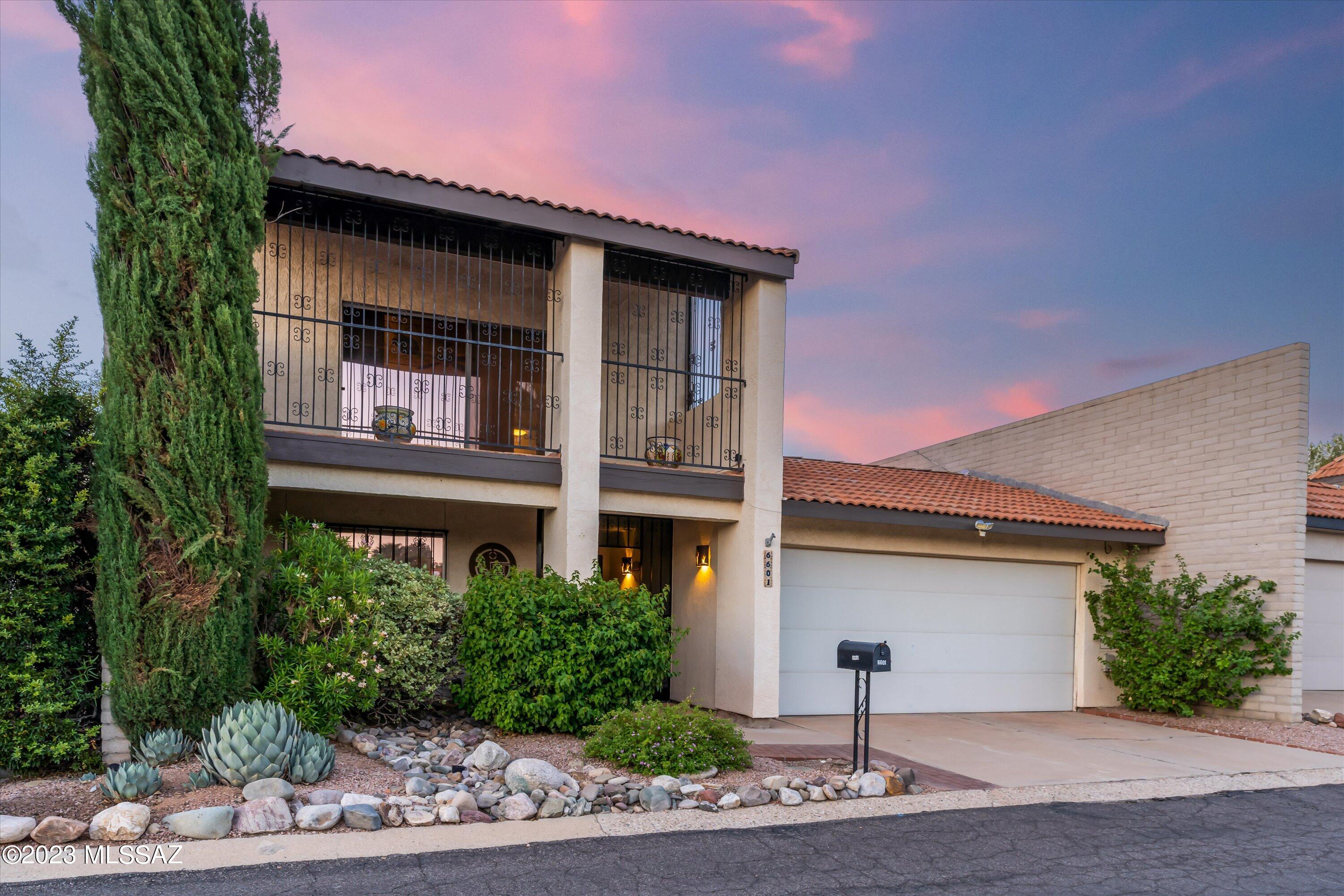 Welcome to Dorado Country Club Estates! This spacious townhome has mountain views and sits off the 14th green of the Dorado CC golf course, giving the NE facing outdoor living space a wide open feel. This home is a gem with the first primary suite located on the ground floor and the 2nd primary upstairs, with its own en-suite and balcony. A great private space for guests or family members. A third bedroom is located on the first floor and could be an office or craft area. High ceilings, cozy fireplace and a kitchen with all new appliances are some of the wonderful features. Easy access to popular shopping, dining, and entertaining.