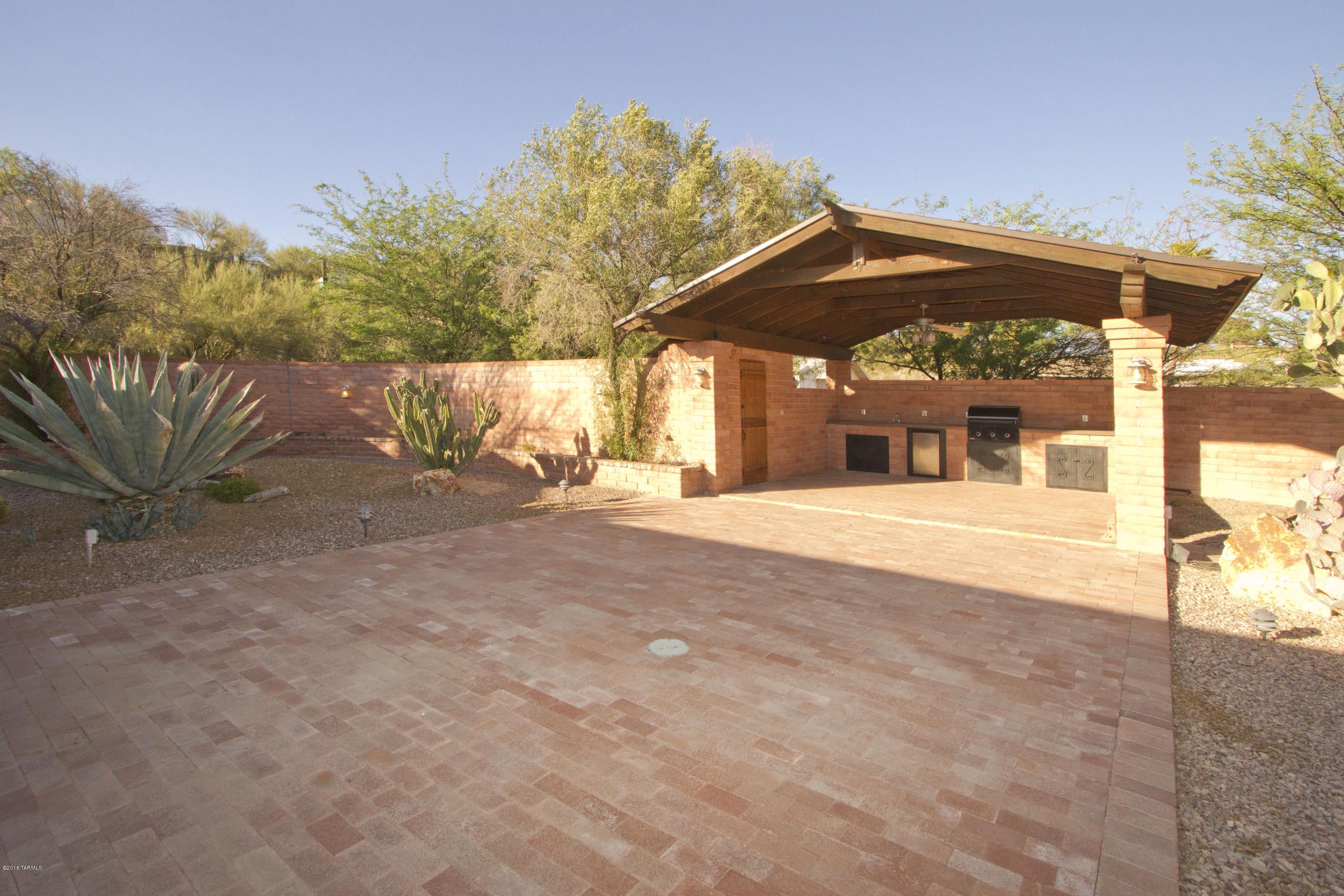 Oracle Foothills Estates NO. 7 (301-383) - Residential Lease