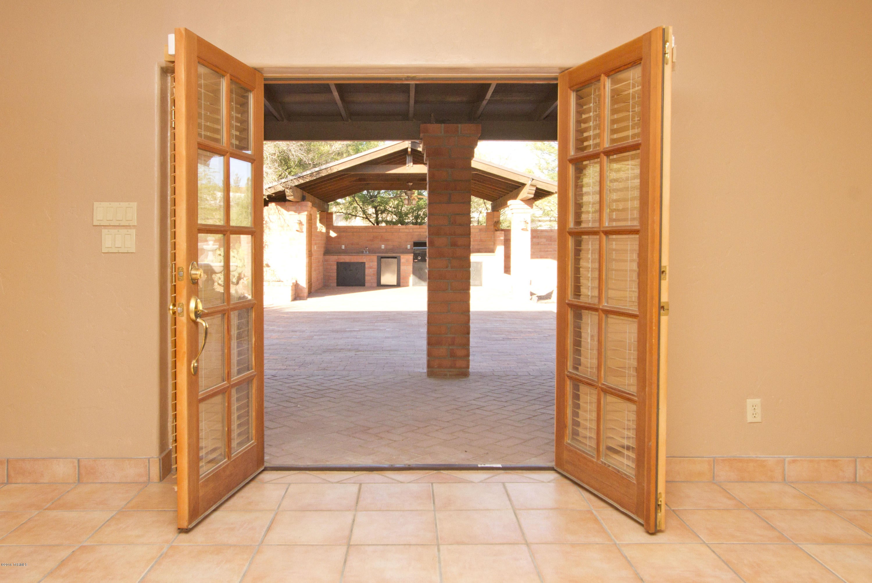 Oracle Foothills Estates NO. 7 (301-383) - Residential Lease