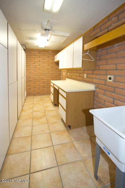 Oracle Foothills Estates NO. 7 (301-383) - Residential Lease