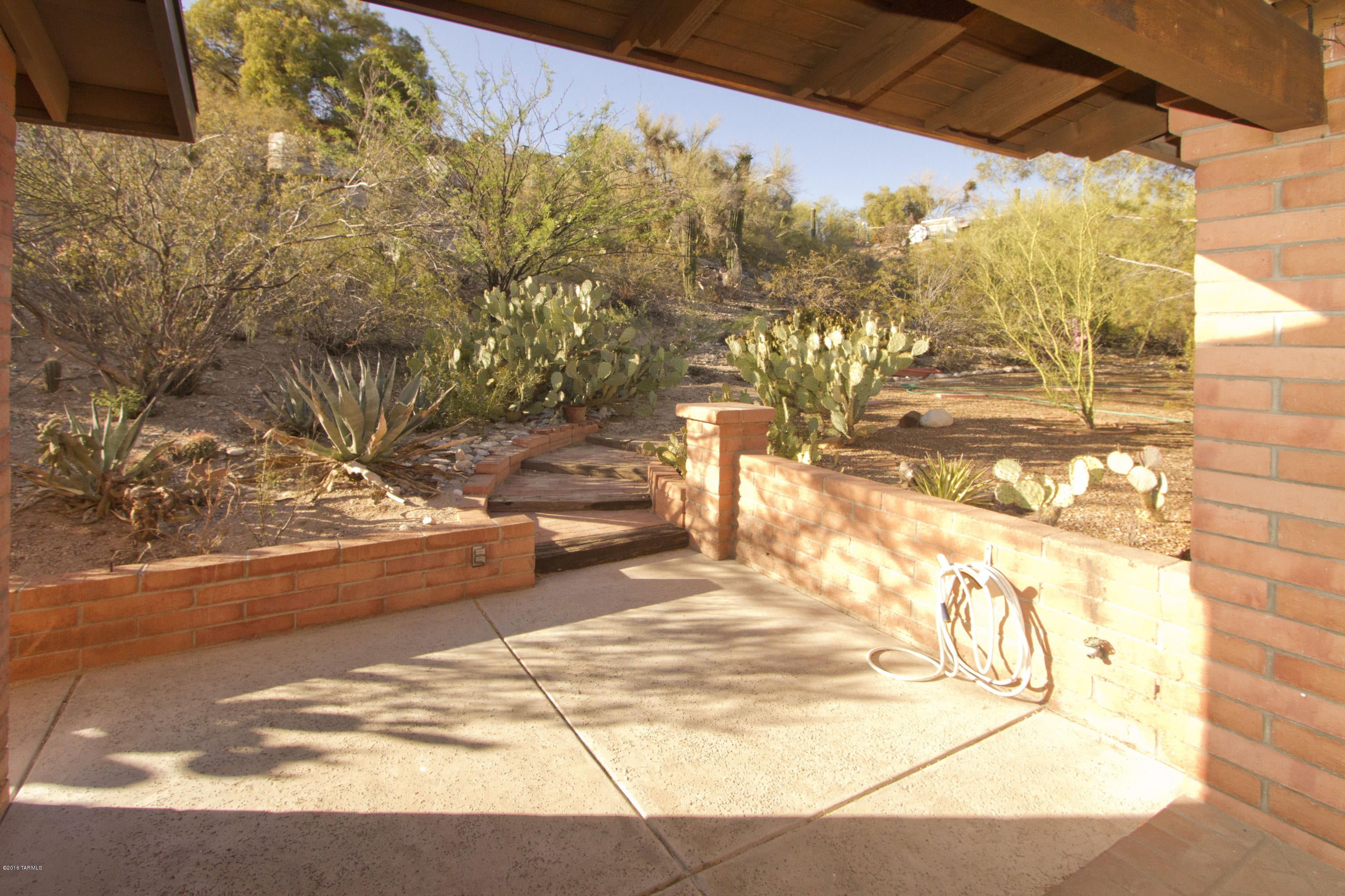 Oracle Foothills Estates NO. 7 (301-383) - Residential Lease