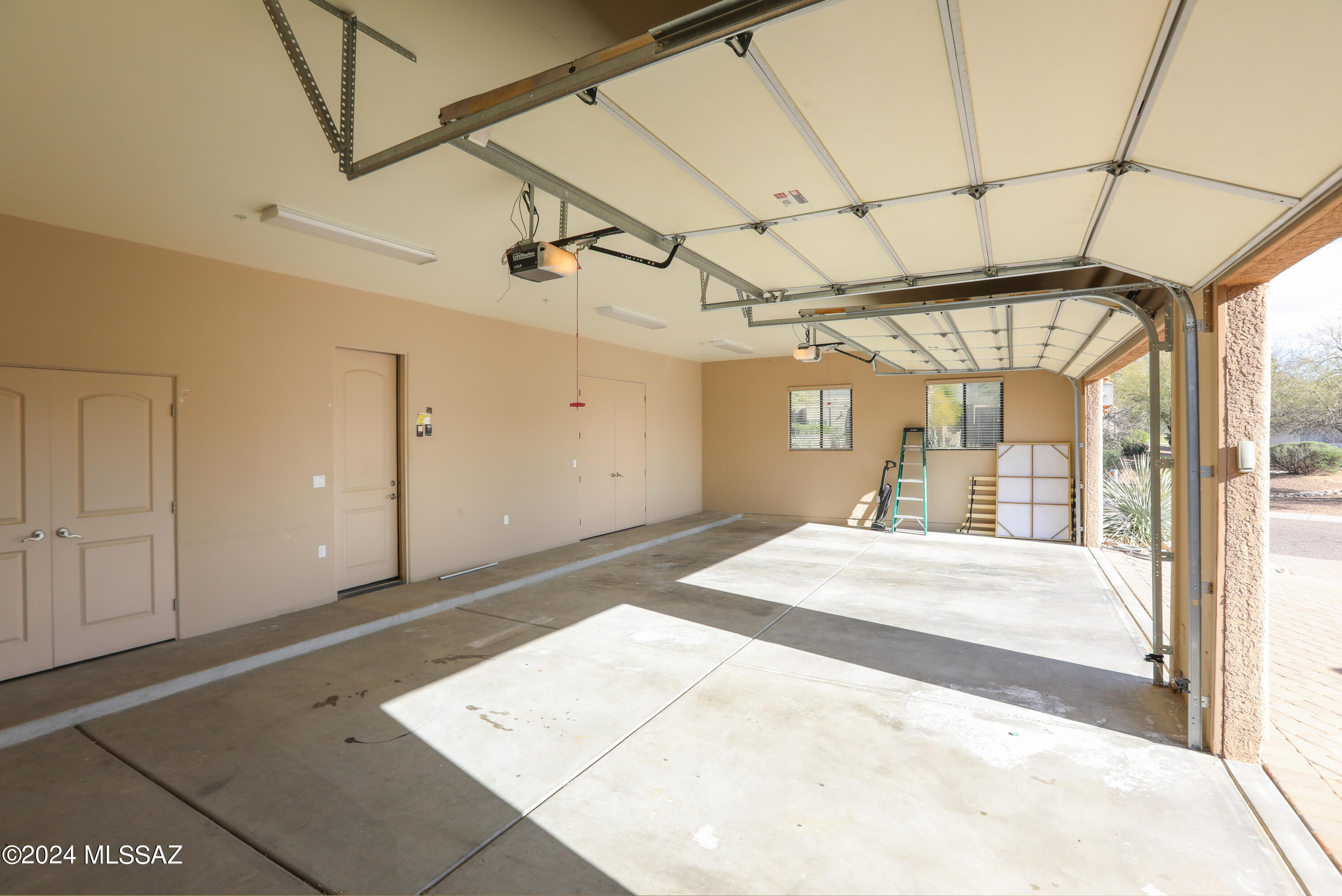 3RD Fairway at Oro Valley Country Club - Residential