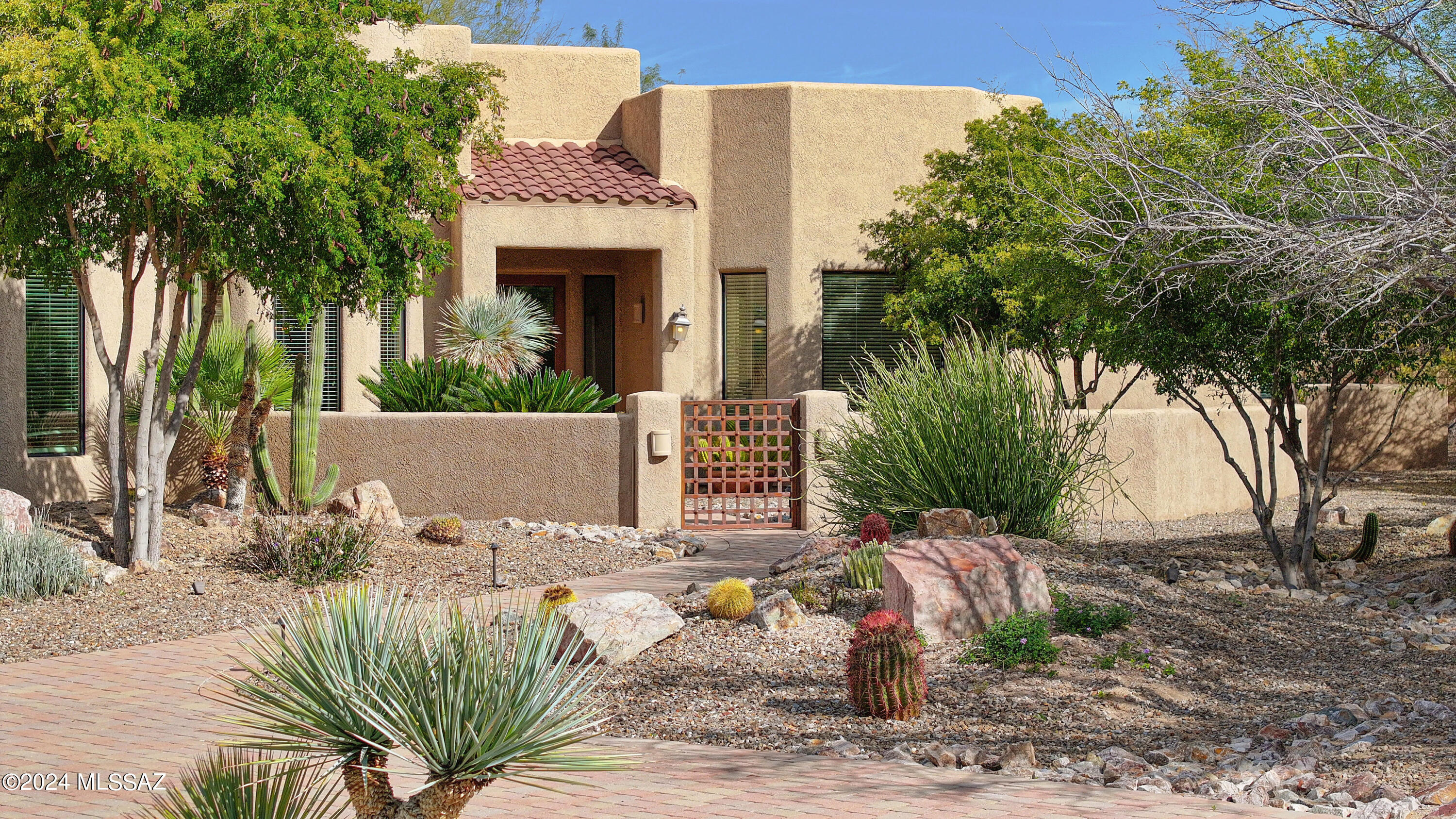 3RD Fairway at Oro Valley Country Club - Residential