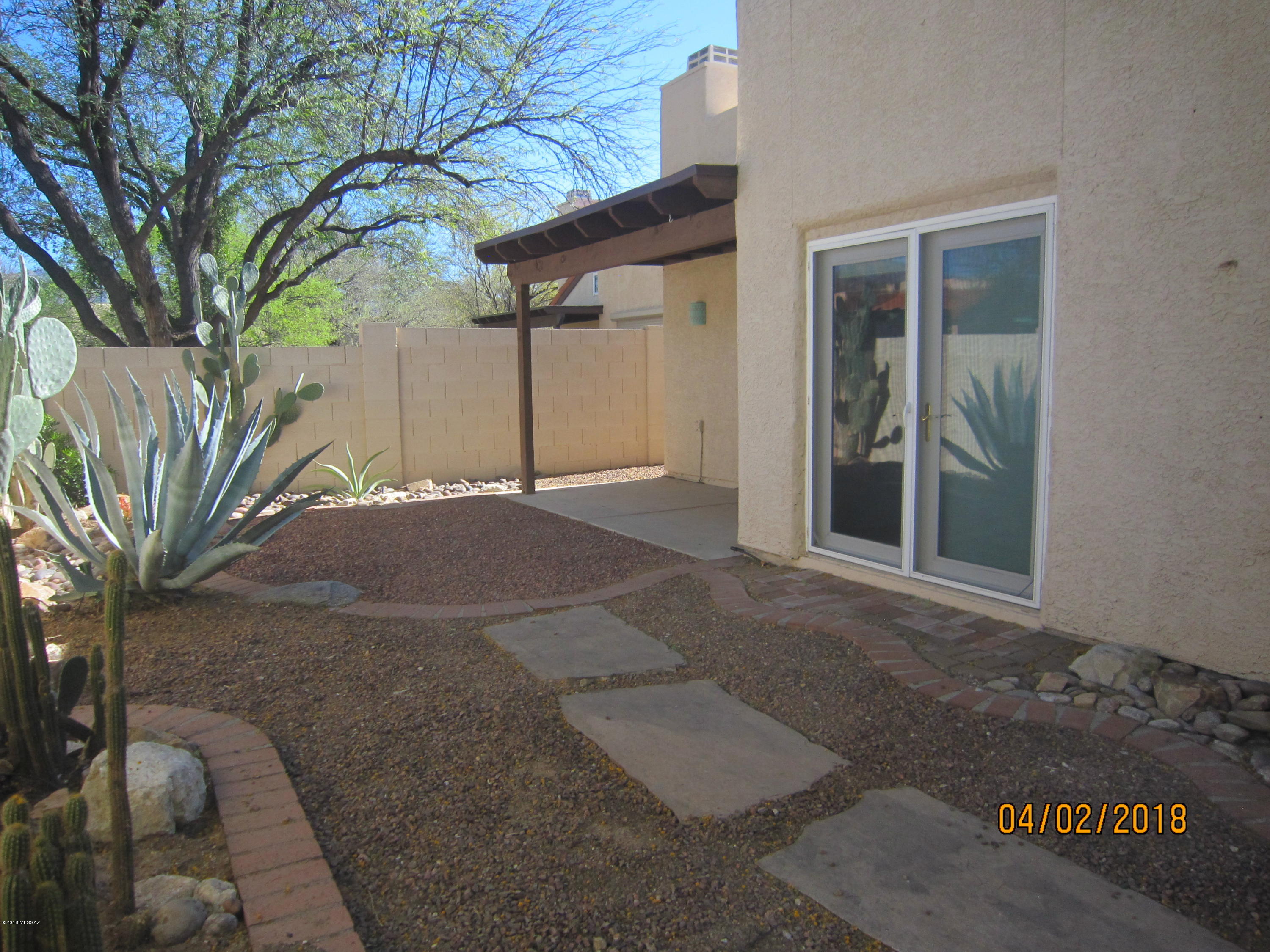 Mesquite Creek II  (1-118) - Residential Lease
