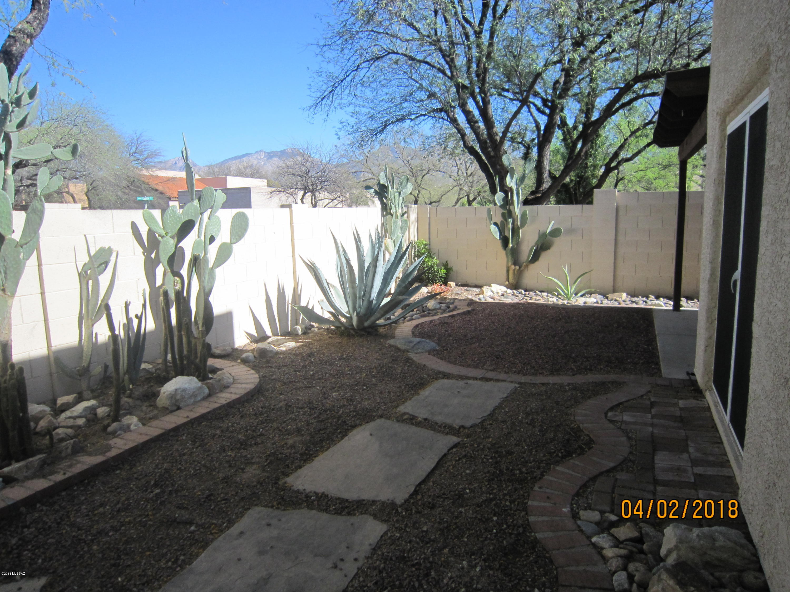 Mesquite Creek II  (1-118) - Residential Lease