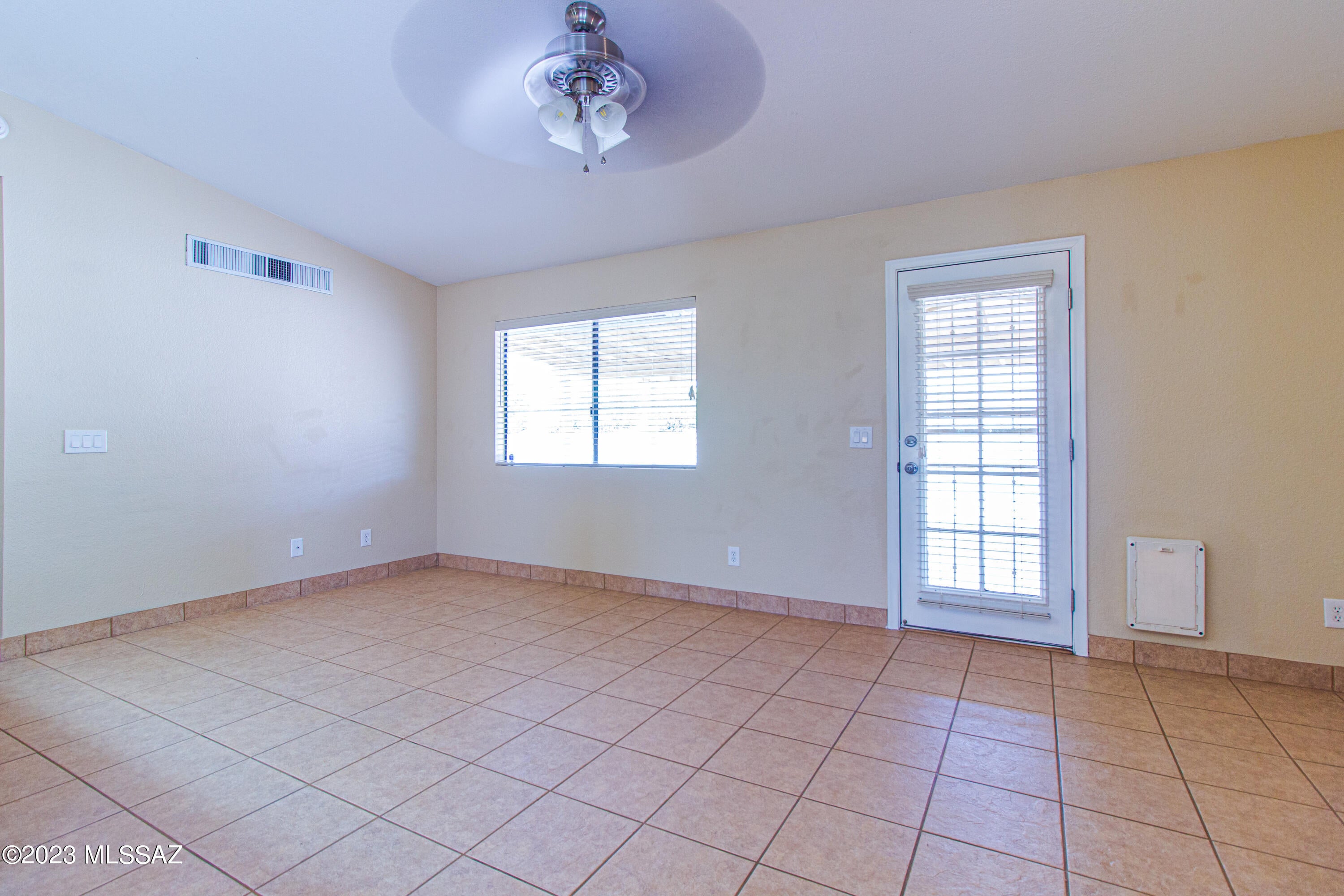 Falcon Point (1-170) - Residential Lease