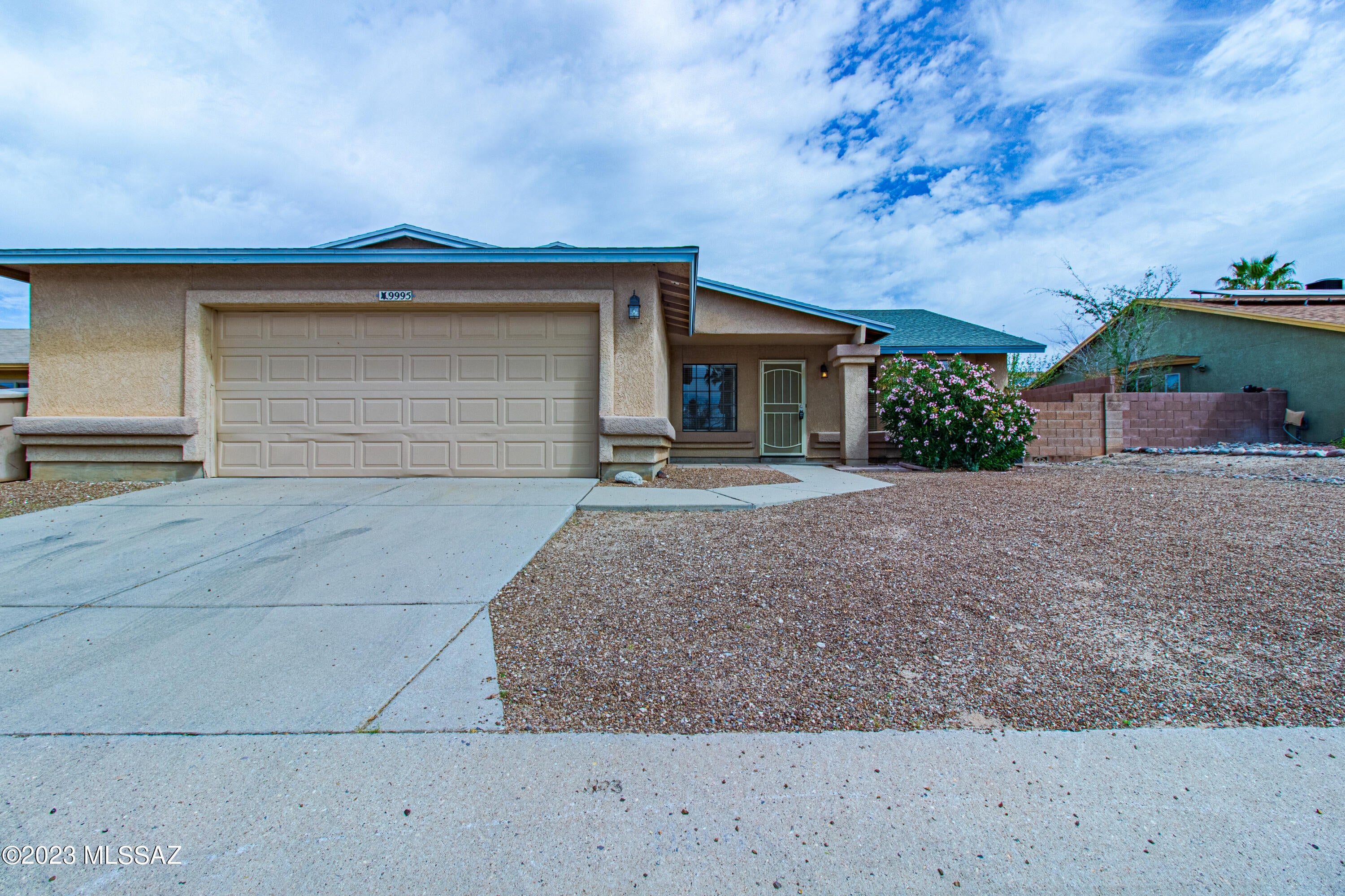 3 bedroom, 2 bathroom with den located on the East Side. 2 car garage with additional space. Updated kitchen and bathrooms. Open concept and split floorplan. Ceiling fan/lights in all rooms. Tile throughout and carpet in two bedrooms. Granite countertops, vaulted ceilings, refinished cabinets, breakfast bar and fireplace. Master includes double vanity sinks and soaking tub. Extended covered patio with rock backyard. Community includes a pool and spa. This home is available now. The rental rate is $1,695.00 per month and the security deposit is $2,542.50. If pets are allowed and approved, there is a monthly pet fee ranging from $25 - $100 per pet, plus a one-time $150 non-refundable pet fee, per pet. The monthly fee is determined by PetScreening.com. 

Our residents are automatically enrolled in our Resident Benefit Package. The cost of this program is $29 per month. For more information regarding this program, please go to www.bluefoxproperties.com to the For Residents tab on the banner and click on the Resident Benefit Package on the drop down menu.
Every adult age 18 and over must complete an application. The application fee is $55 per adult. The application process includes credit, criminal, previous rental history, employment, and income verification.

Our minimum rental requirements include the following:
1.The applicants' household verifiable gross monthly income must be 3 times the rental rate.
2.All our homes are offered as non-smoking. No smoking is allowed on the premises, inside or outside the home.
3..Reasonable credit which includes but is not limited to an average credit score of 580 for all applicants combined. If you are concerned about challenged credit, you may be able to address this concern by adding a cosigner or offering additional security deposit. Contact us for details.
4.If this property is located within the City of Tucson, housing vouchers will be considered.
5.Applicant to provide proof that debts to previous landlords have been satisfied. An eviction can be grounds for denial.
6.No felonies for the past 10 years related to property damage, illegal substance manufacturing or distribution, or assault. Other criminal activity may be grounds for denial.
7.All pets are subject to approval.
8.No bankruptcies that have not already been discharged.
9. All current or pending collection accounts owed to any utility companies must be paid in full, with no exception, and must provide a receipt from the collection agency or utility company stating the collection fee has been paid or settled.
10. You must fill out an application on www.bluefoxproperties.com. Applications submitted through any other site will not be accepted and Blue Fox will not be responsible for any refunds.

Blue Fox Properties is an Equal Opportunity Housing provider. We are also licensed REALTORS.