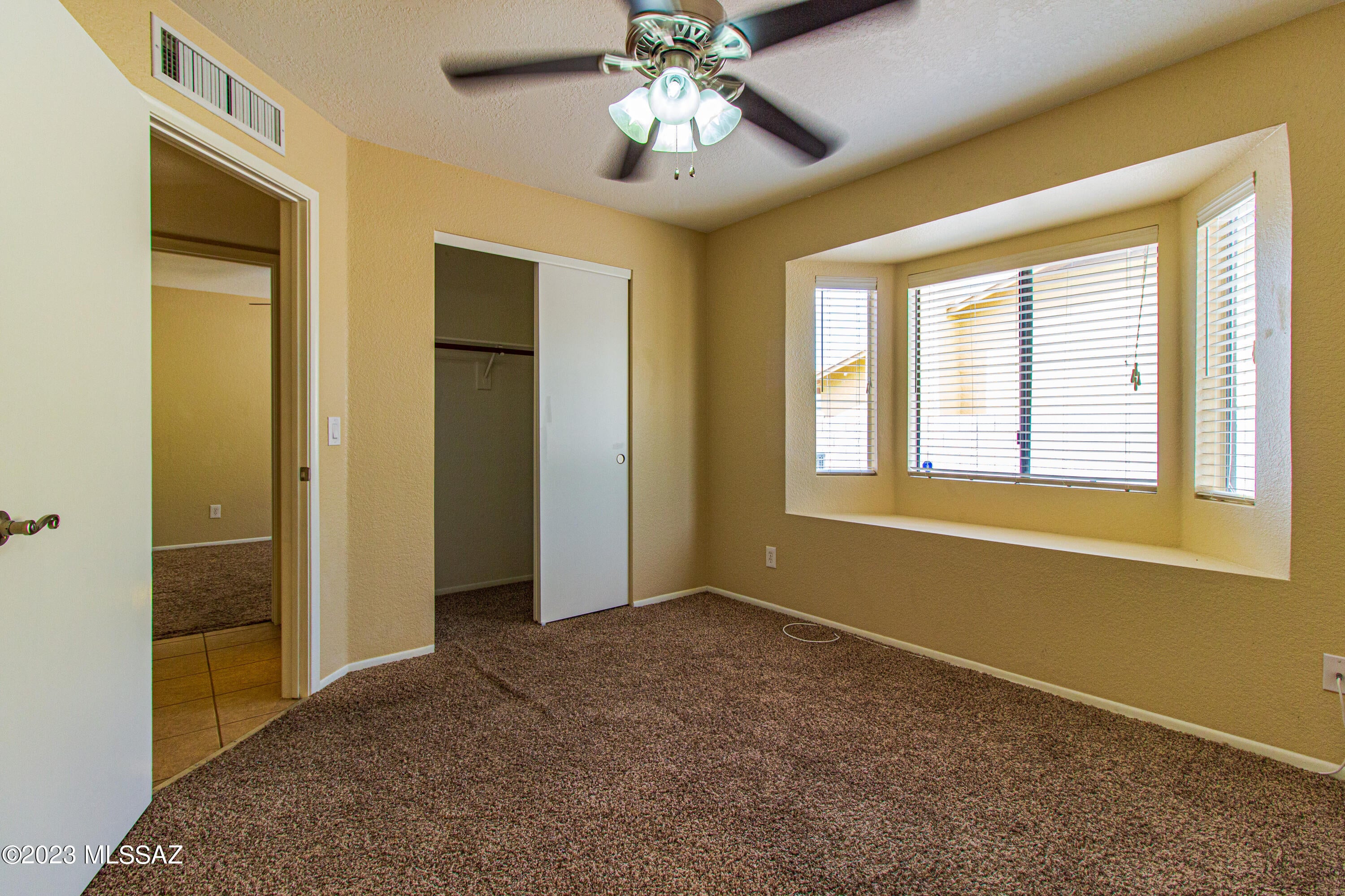 Falcon Point (1-170) - Residential Lease