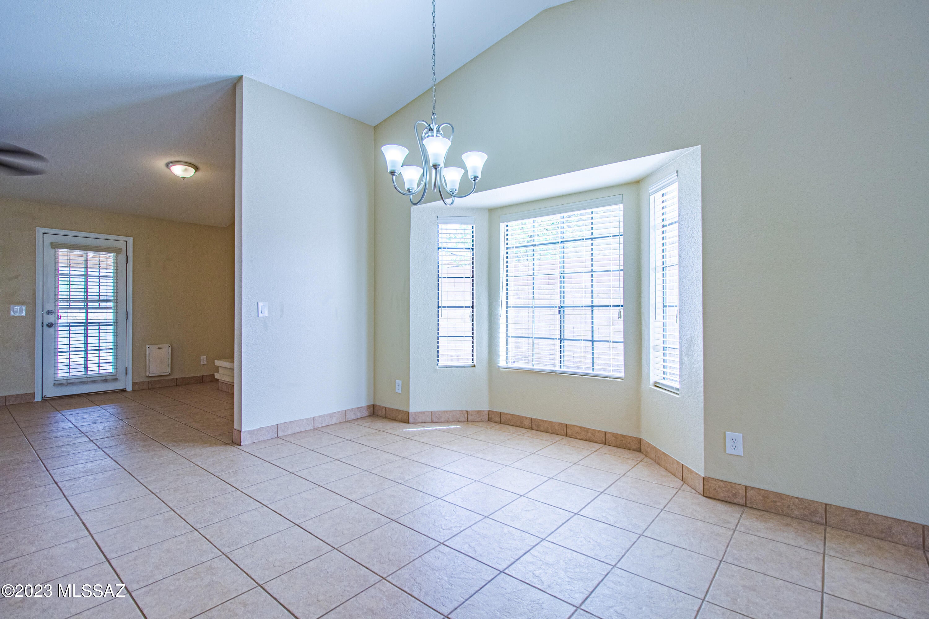 Falcon Point (1-170) - Residential Lease