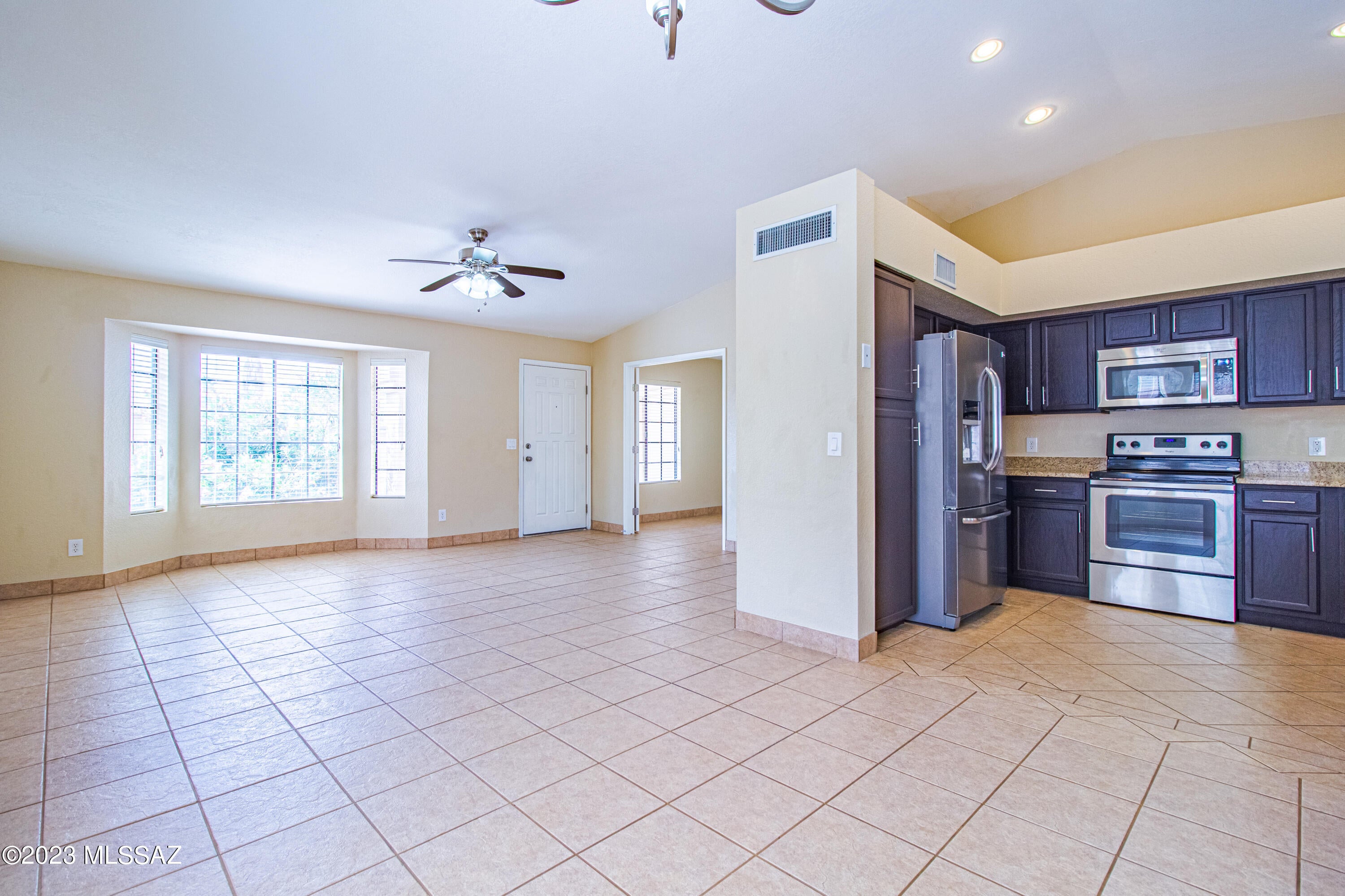 Falcon Point (1-170) - Residential Lease