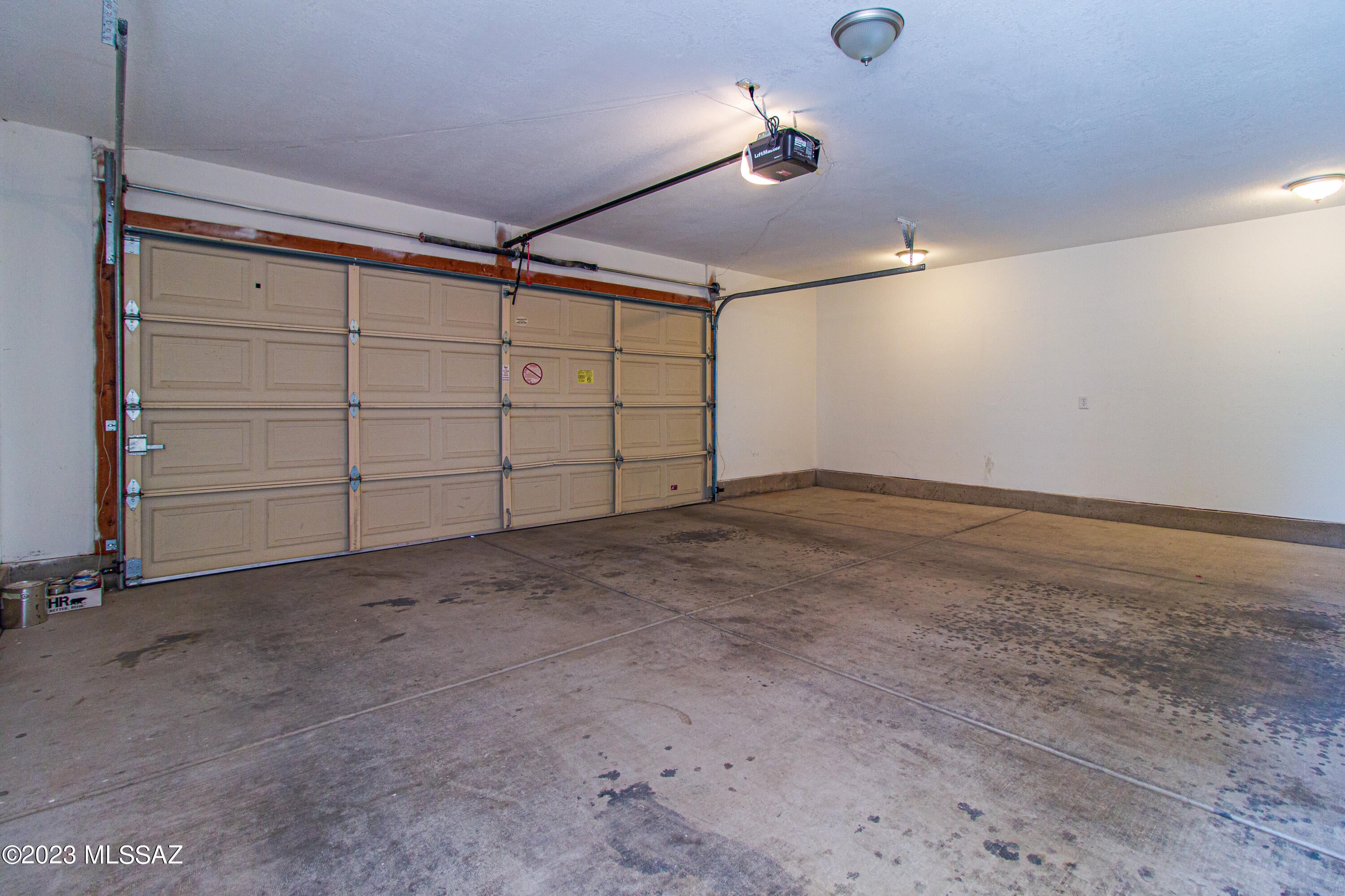 Falcon Point (1-170) - Residential Lease