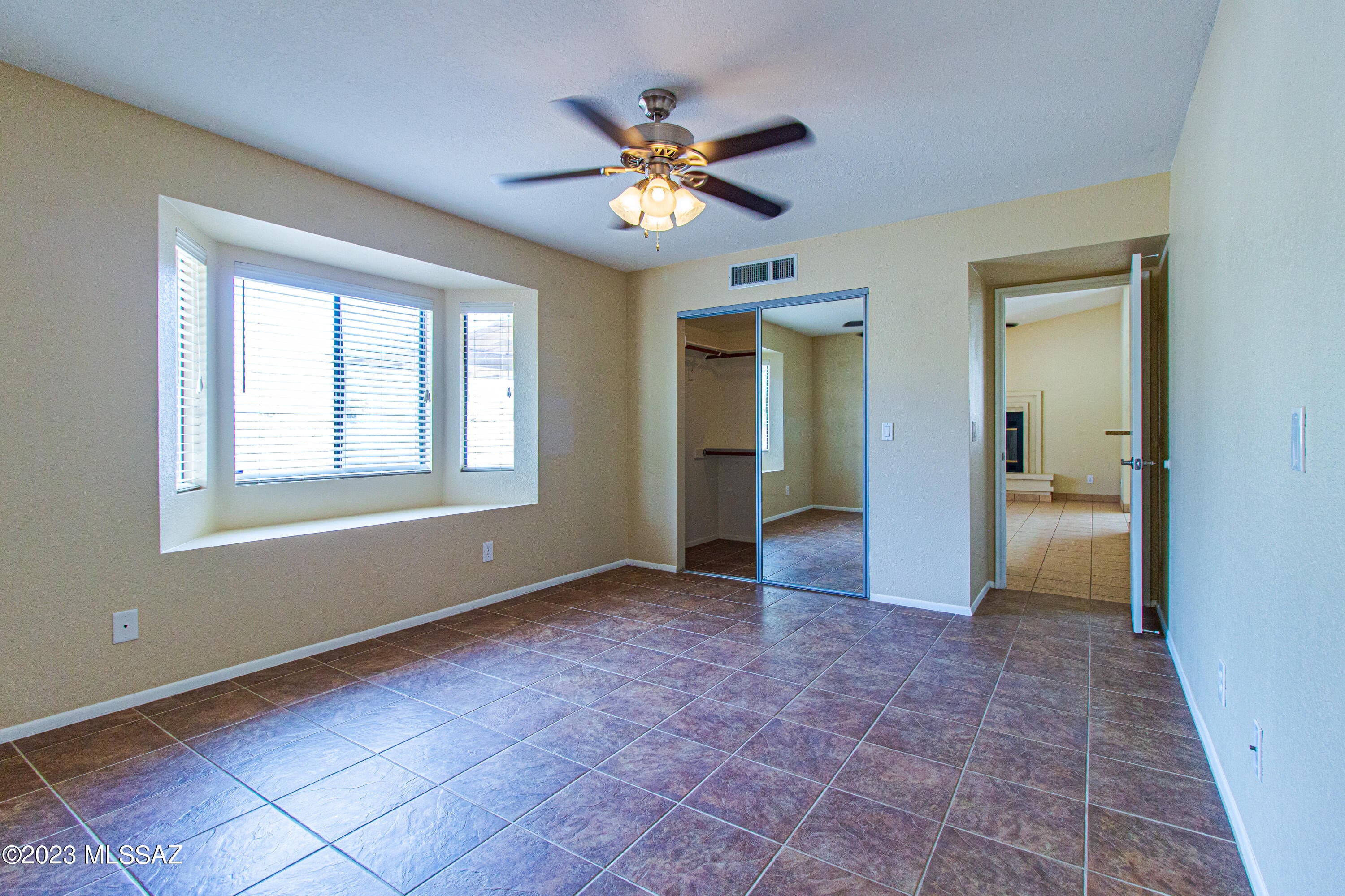 Falcon Point (1-170) - Residential Lease
