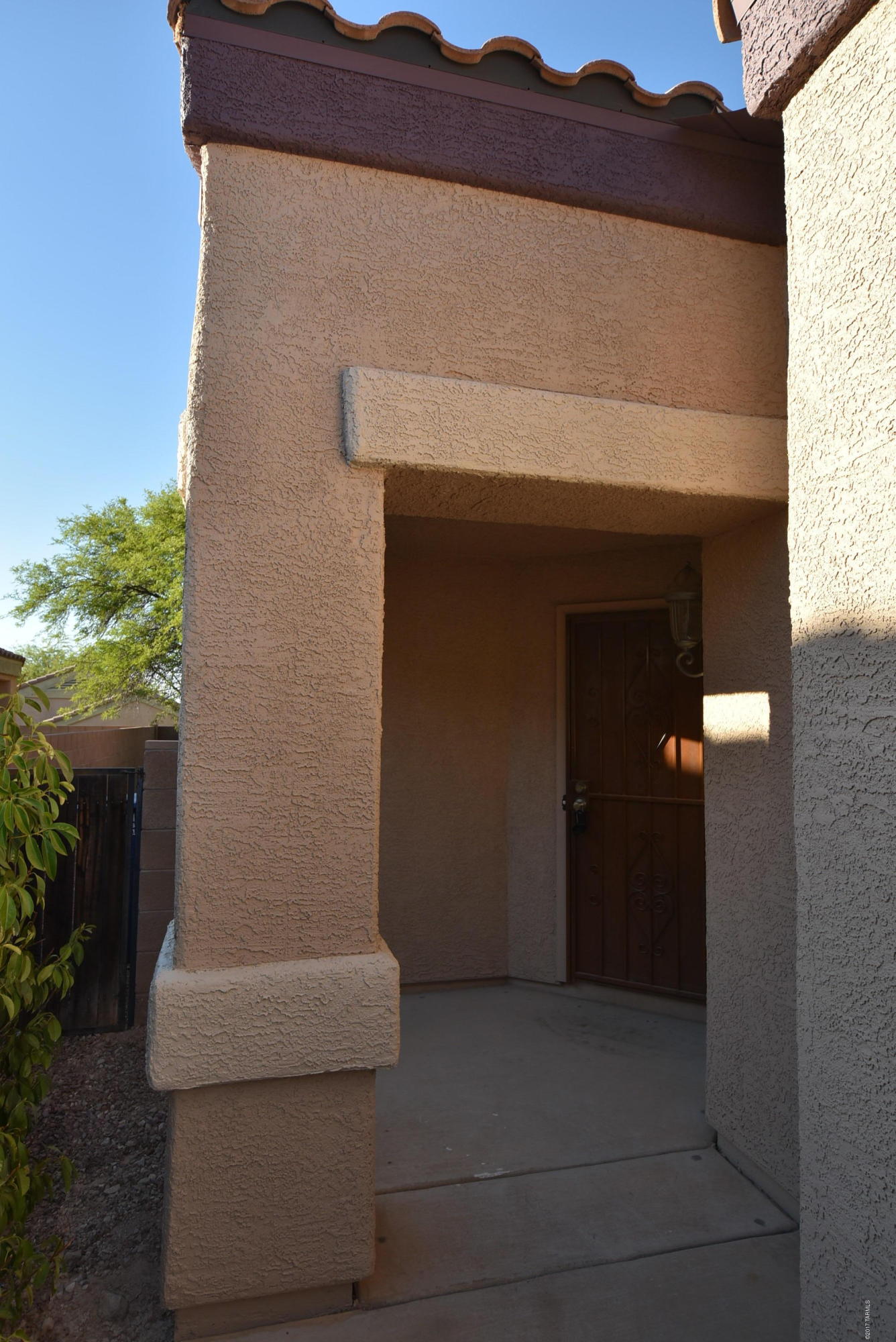 Colina De Oro (1-138) - Residential Lease