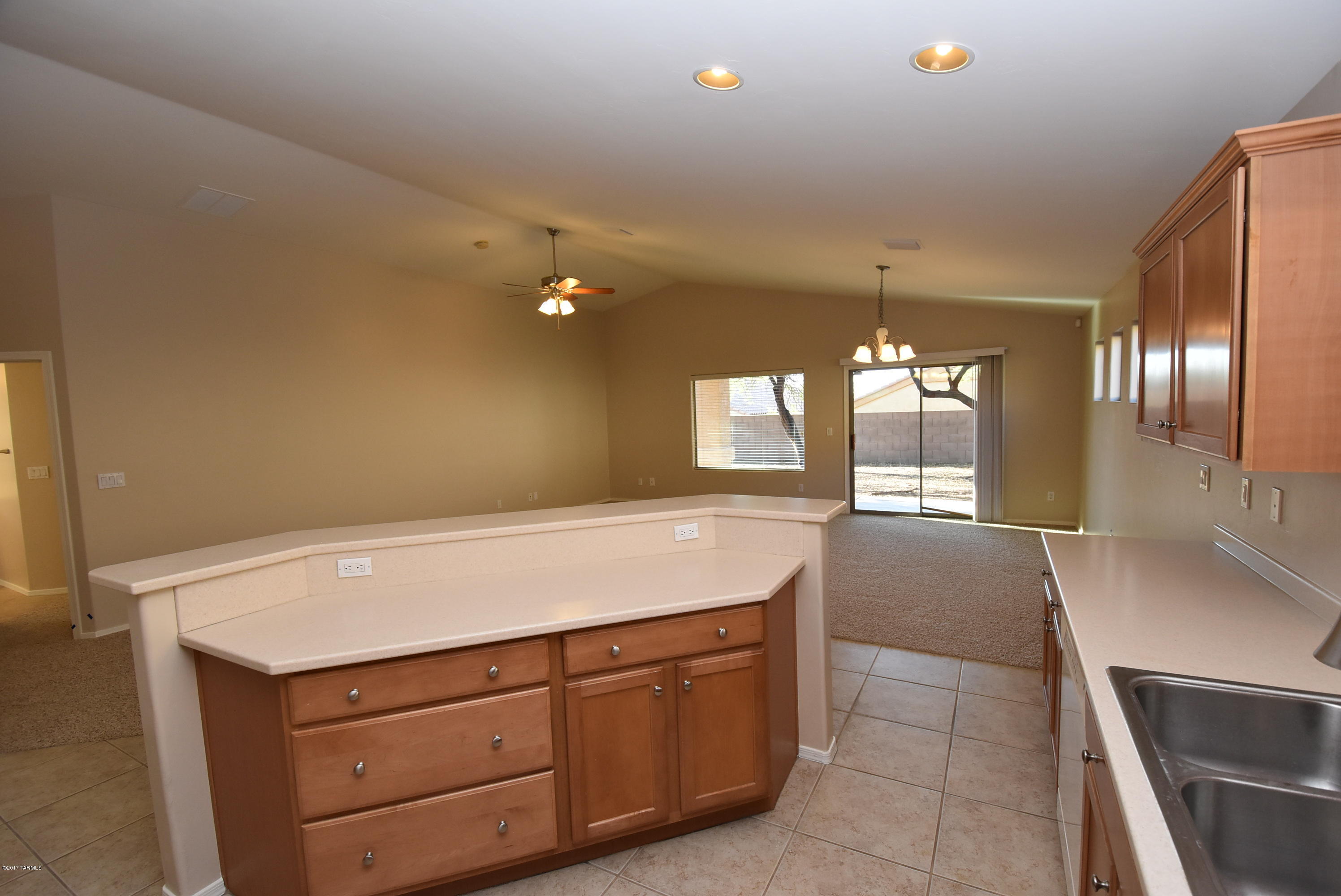 Colina De Oro (1-138) - Residential Lease
