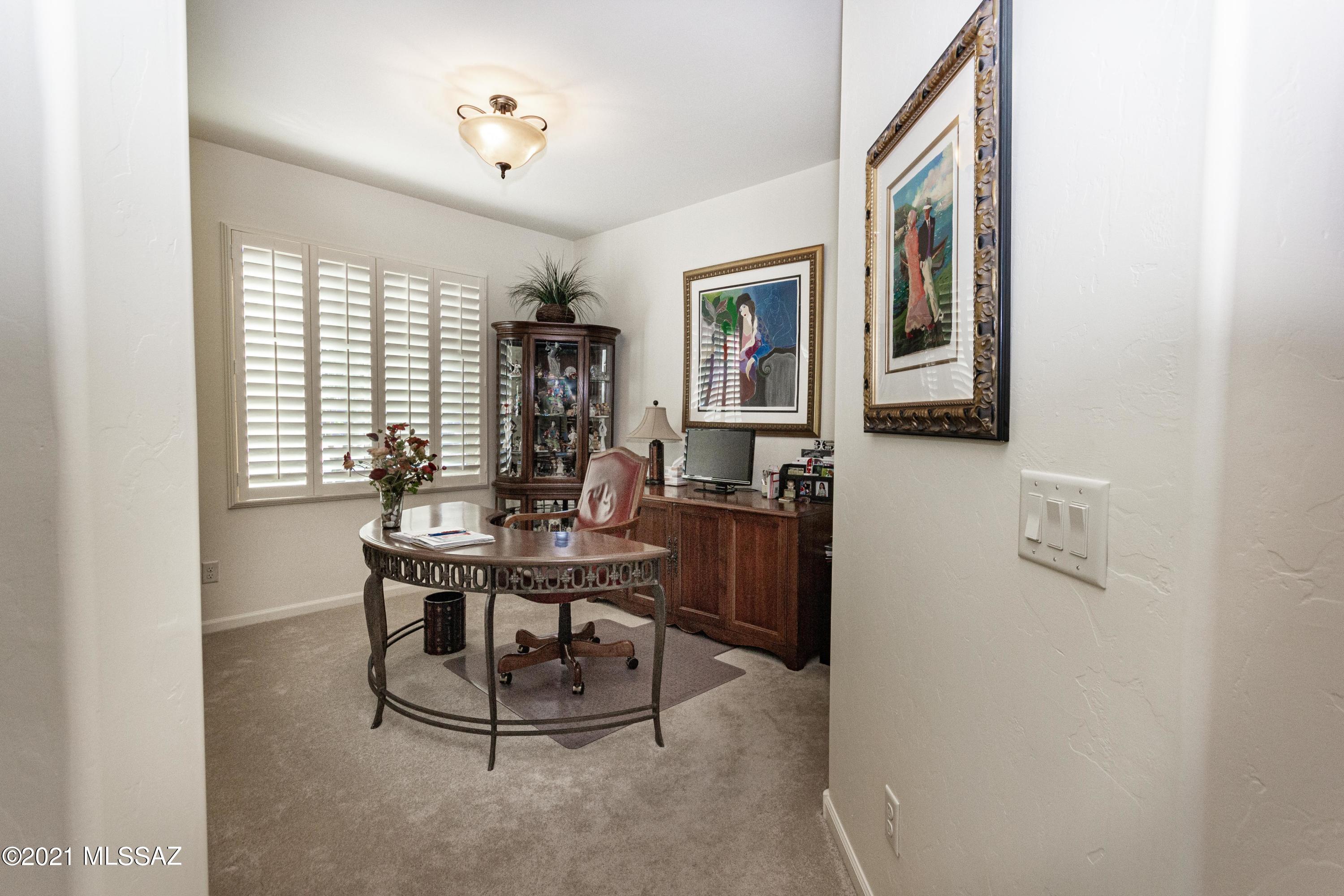 Quail Creek II Unit 33B SQ20161810746 - Residential