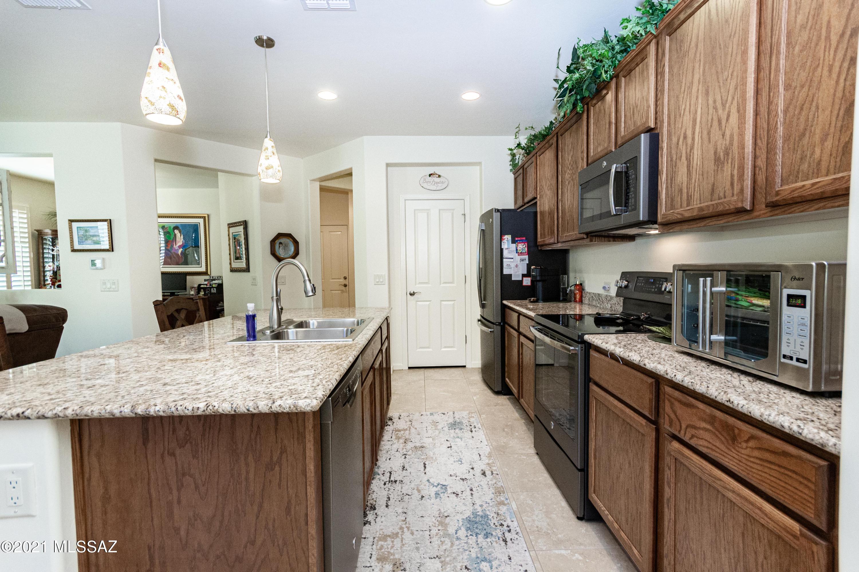 Quail Creek II Unit 33B SQ20161810746 - Residential