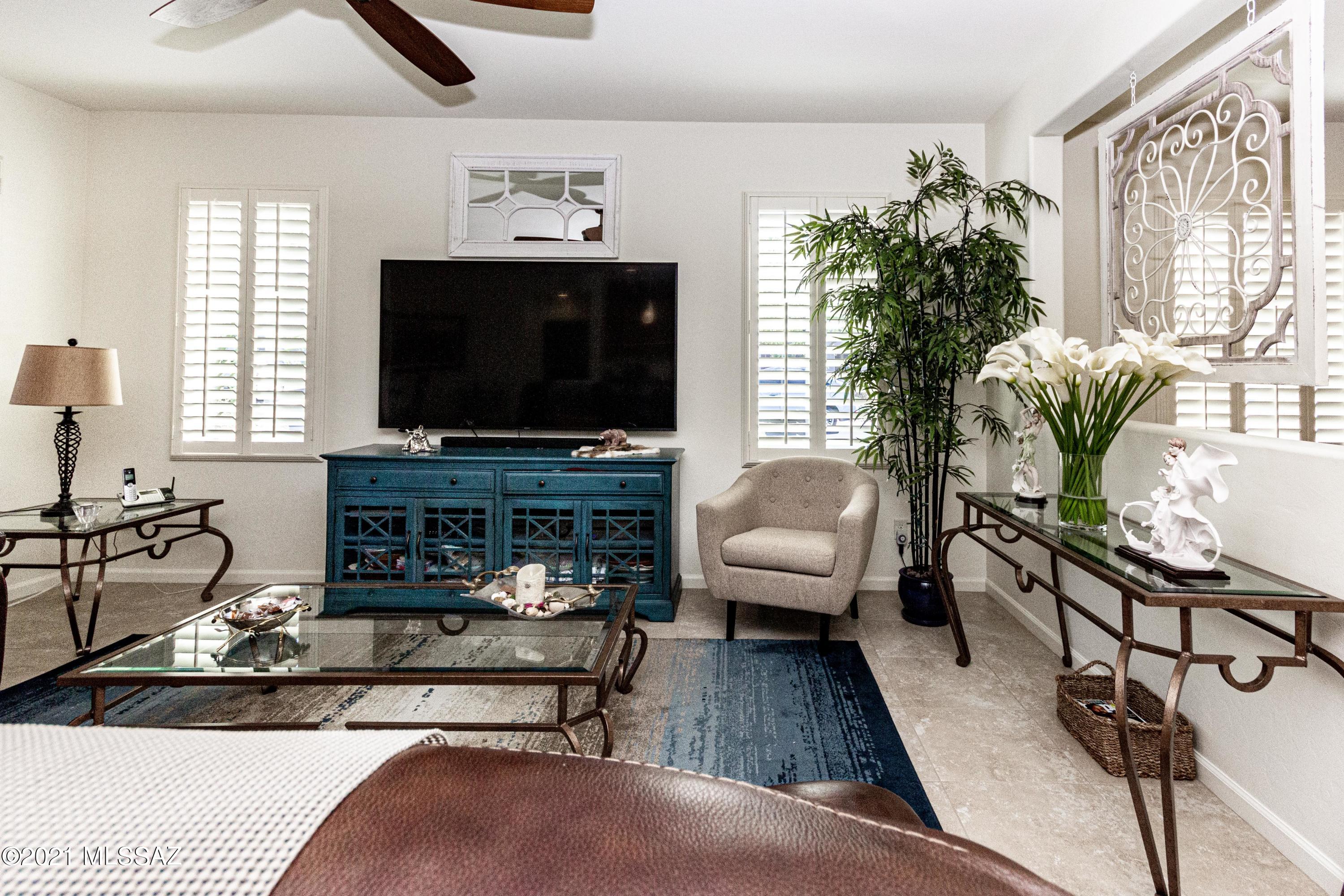 Quail Creek II Unit 33B SQ20161810746 - Residential