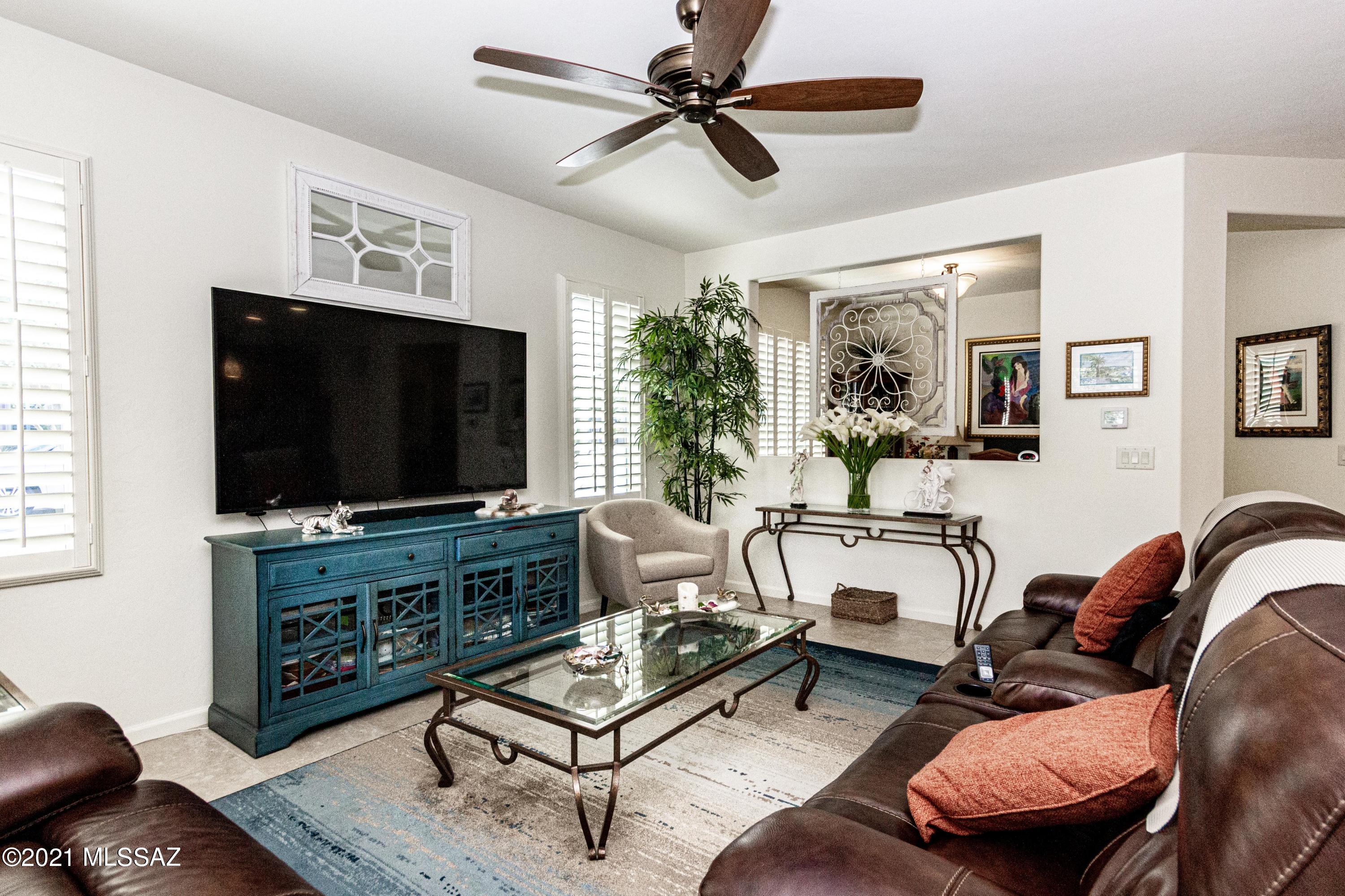 Quail Creek II Unit 33B SQ20161810746 - Residential