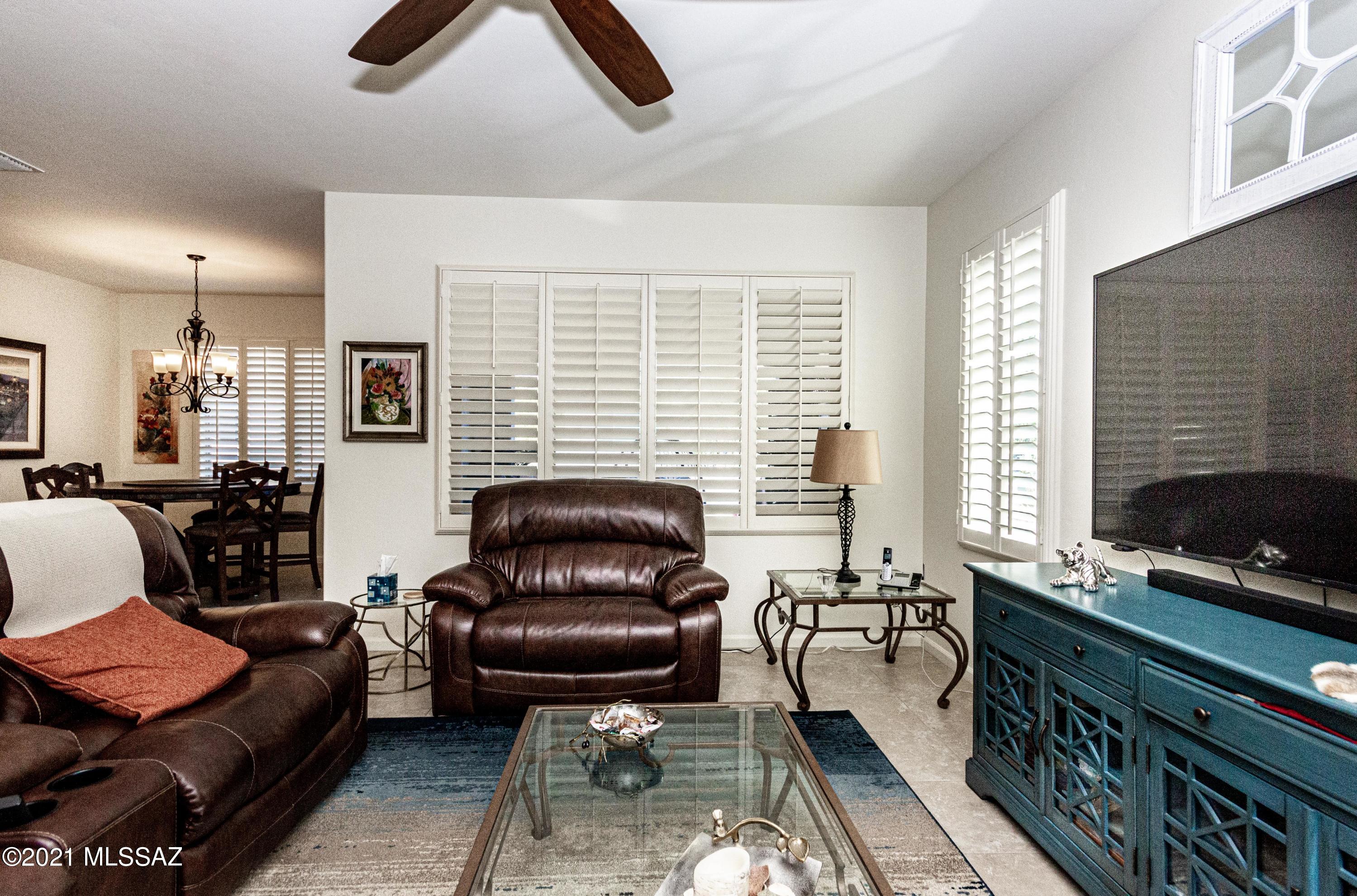 Quail Creek II Unit 33B SQ20161810746 - Residential