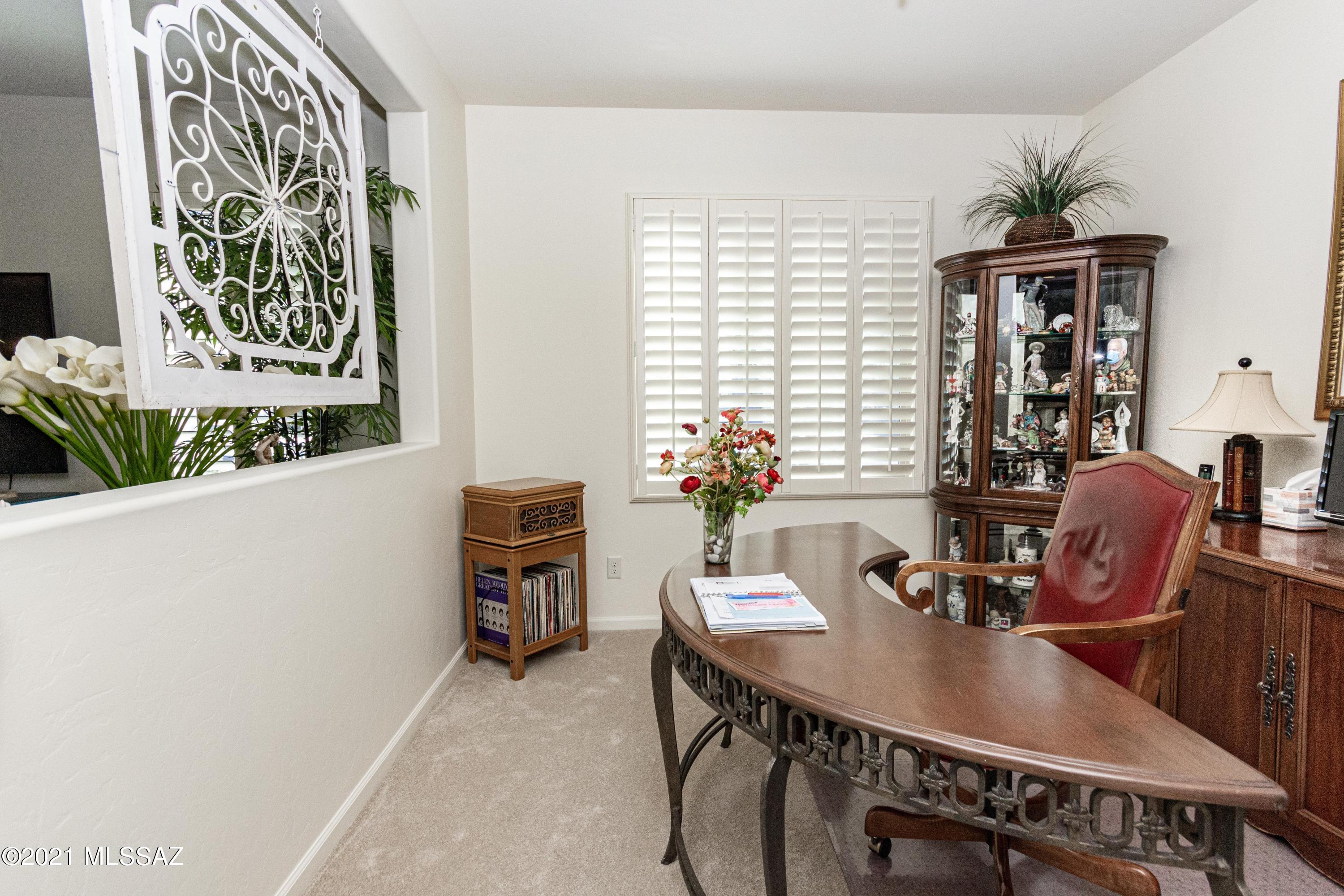 Quail Creek II Unit 33B SQ20161810746 - Residential