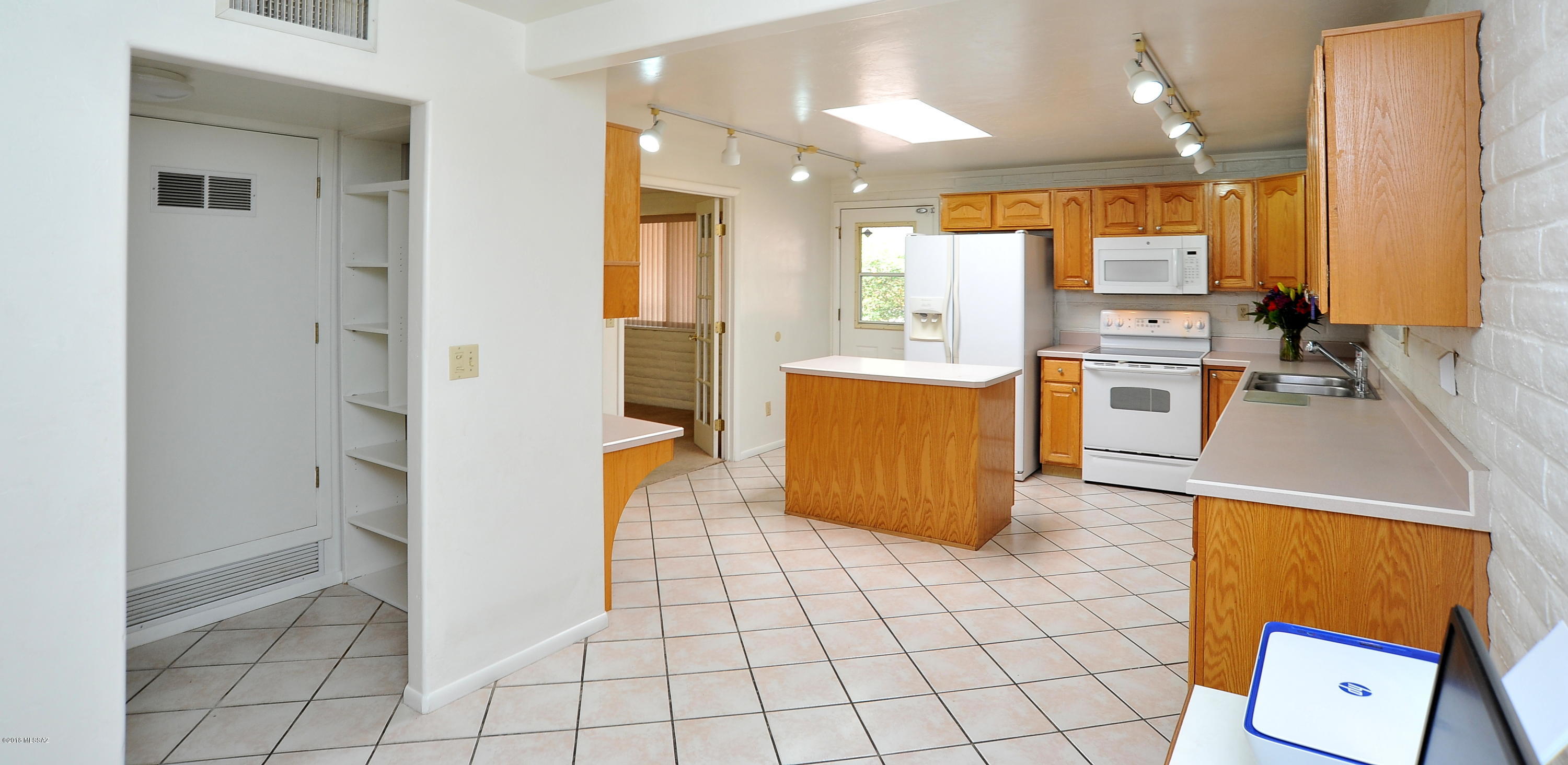 Sabino Vista NO. 3 (1-28) - Residential