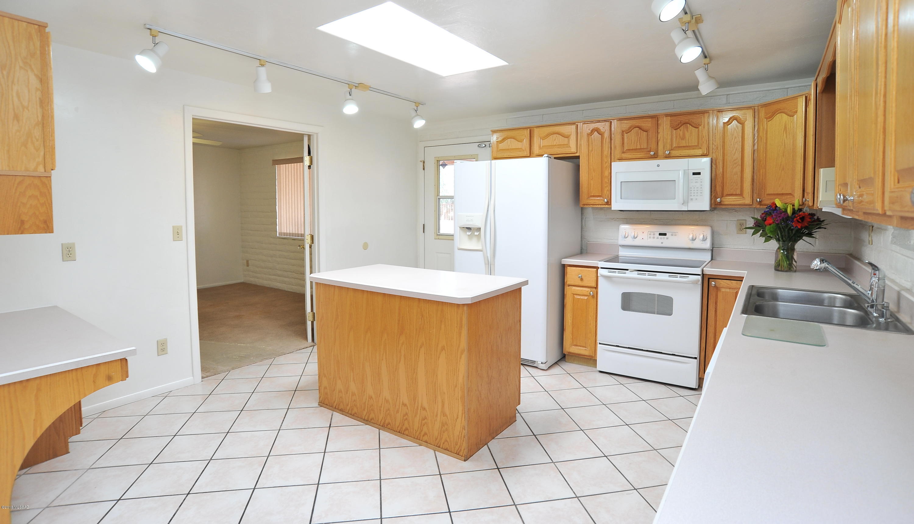 Sabino Vista NO. 3 (1-28) - Residential