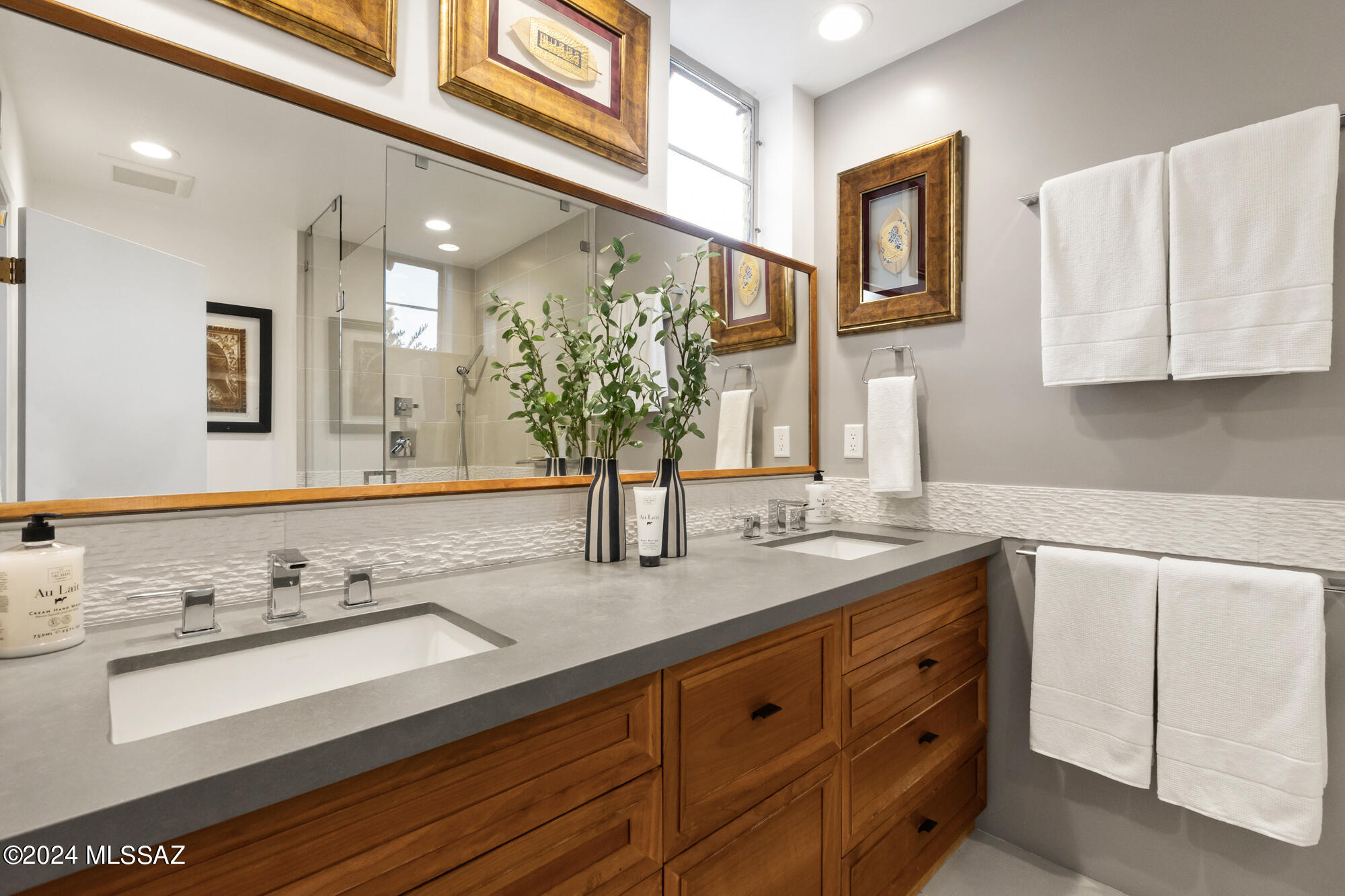 El Encanto Estates - Residential