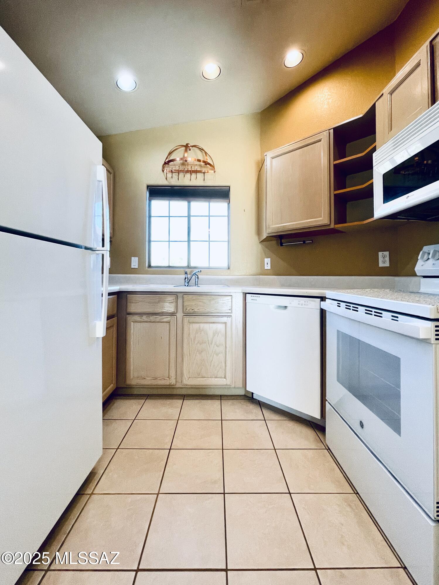 Continental Ranch Desert Traditions 1 (1-48) - Residential Lease