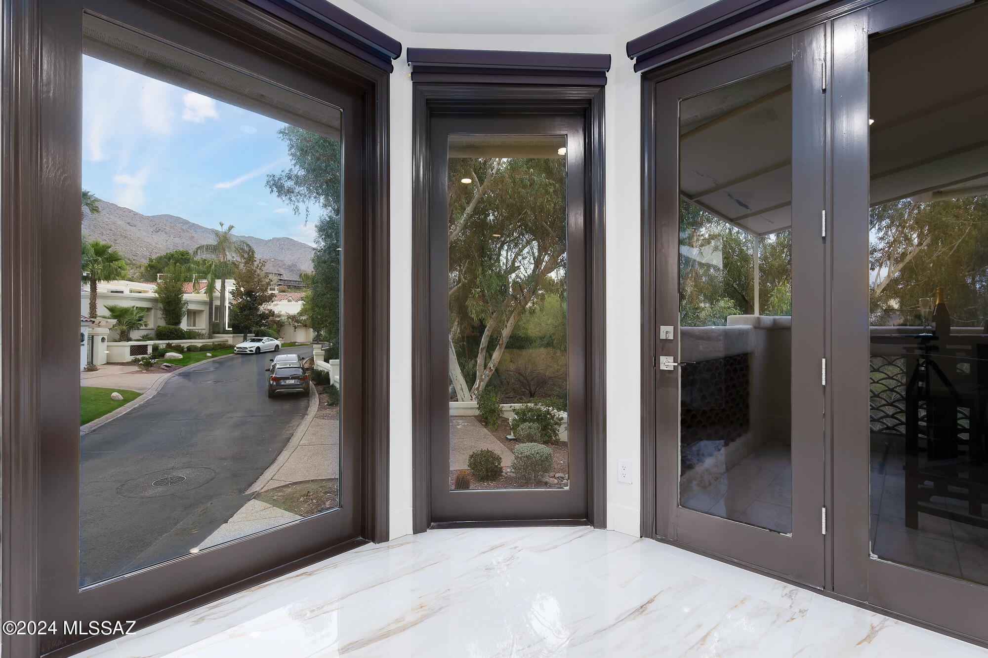 El Diamante Townhomes (1-15) - Residential