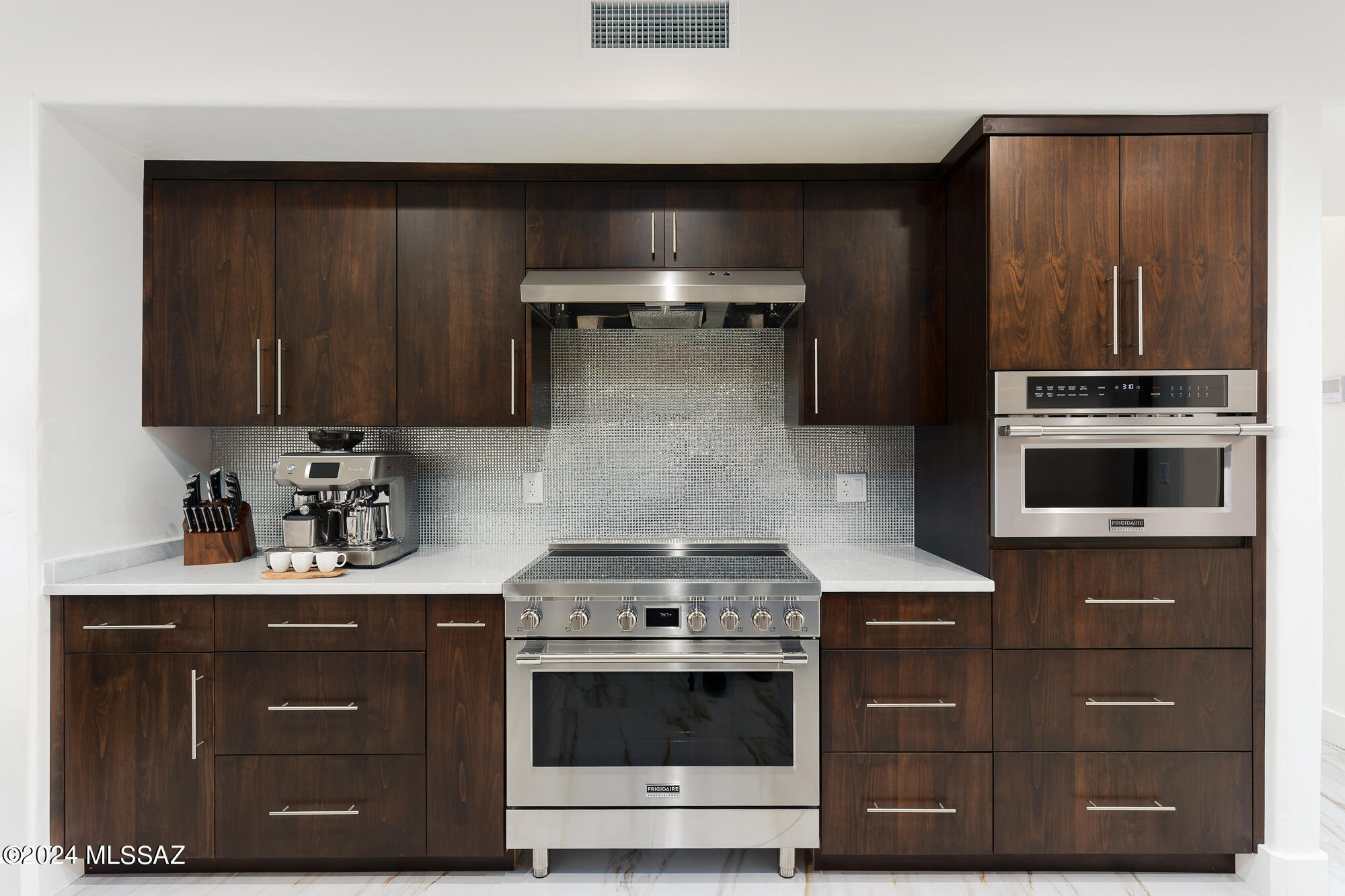 El Diamante Townhomes (1-15) - Residential