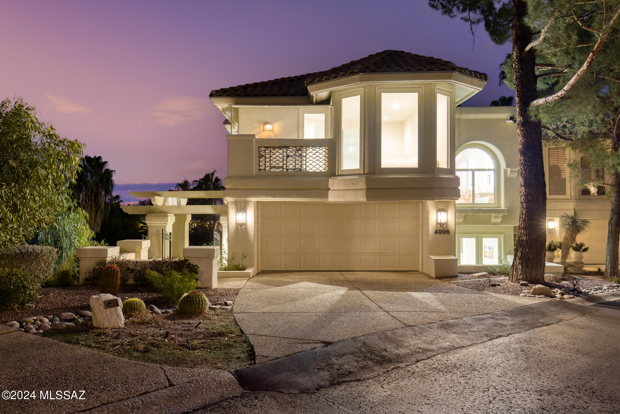 El Diamante Townhomes (1-15) - Residential
