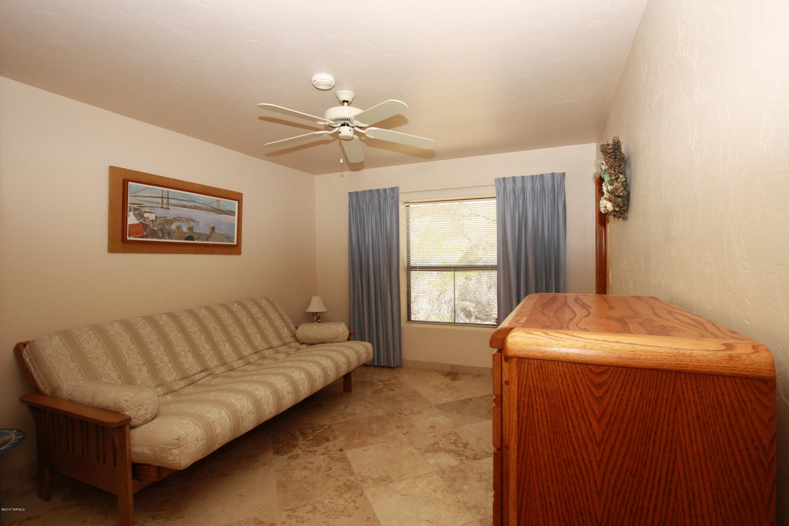 Sin Vacas (1-127 & 129-235) - Residential Lease
