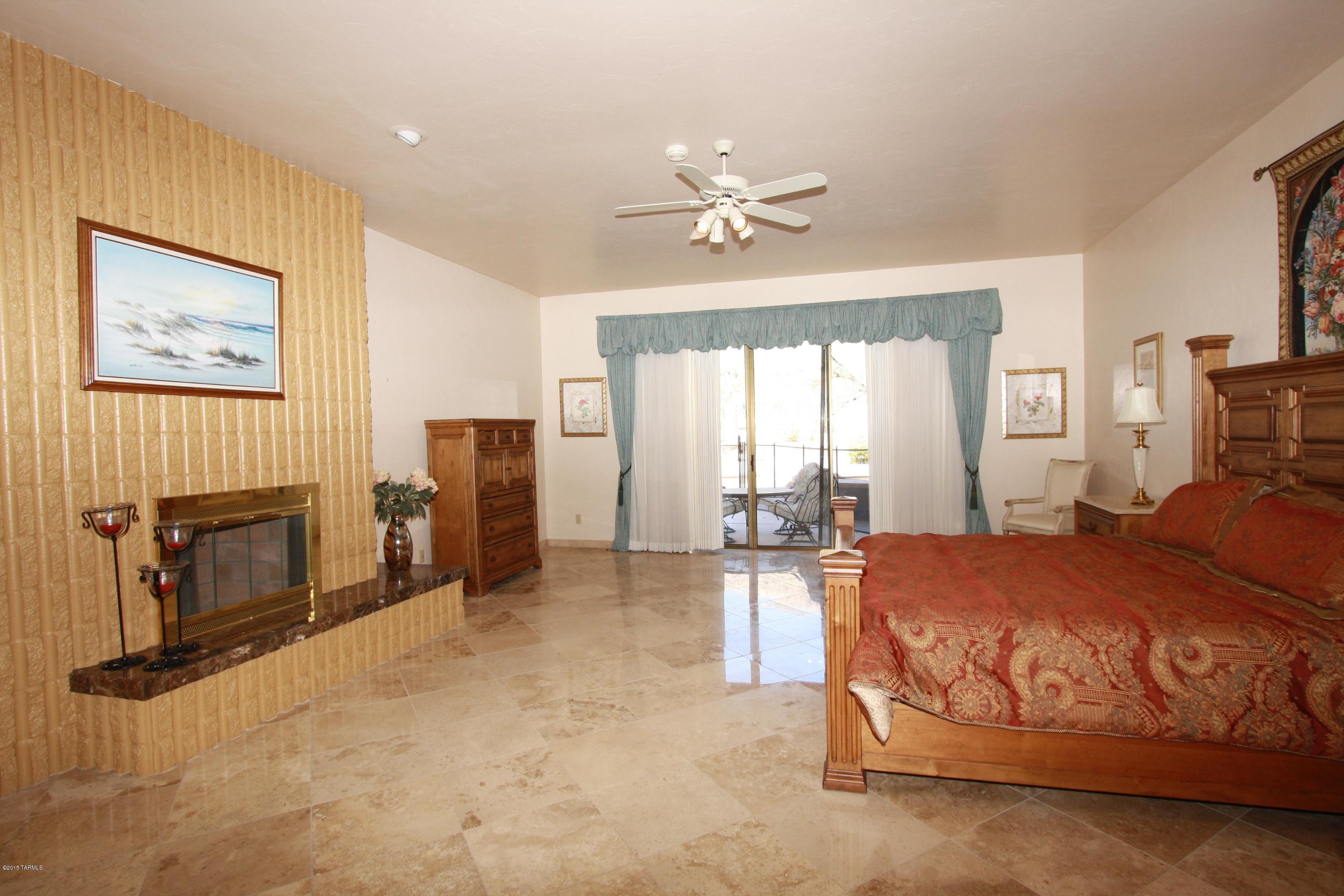 Sin Vacas (1-127 & 129-235) - Residential Lease