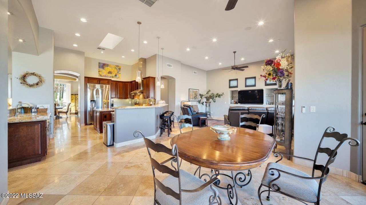 Dos Lagos at Dove Mountain (1-91) - Residential
