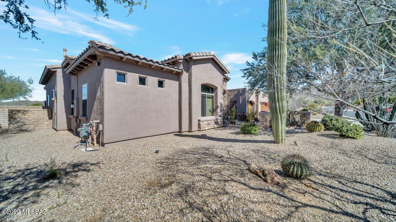 Dos Lagos at Dove Mountain (1-91) - Residential