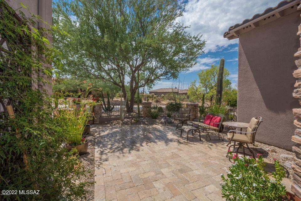 Dos Lagos at Dove Mountain (1-91) - Residential