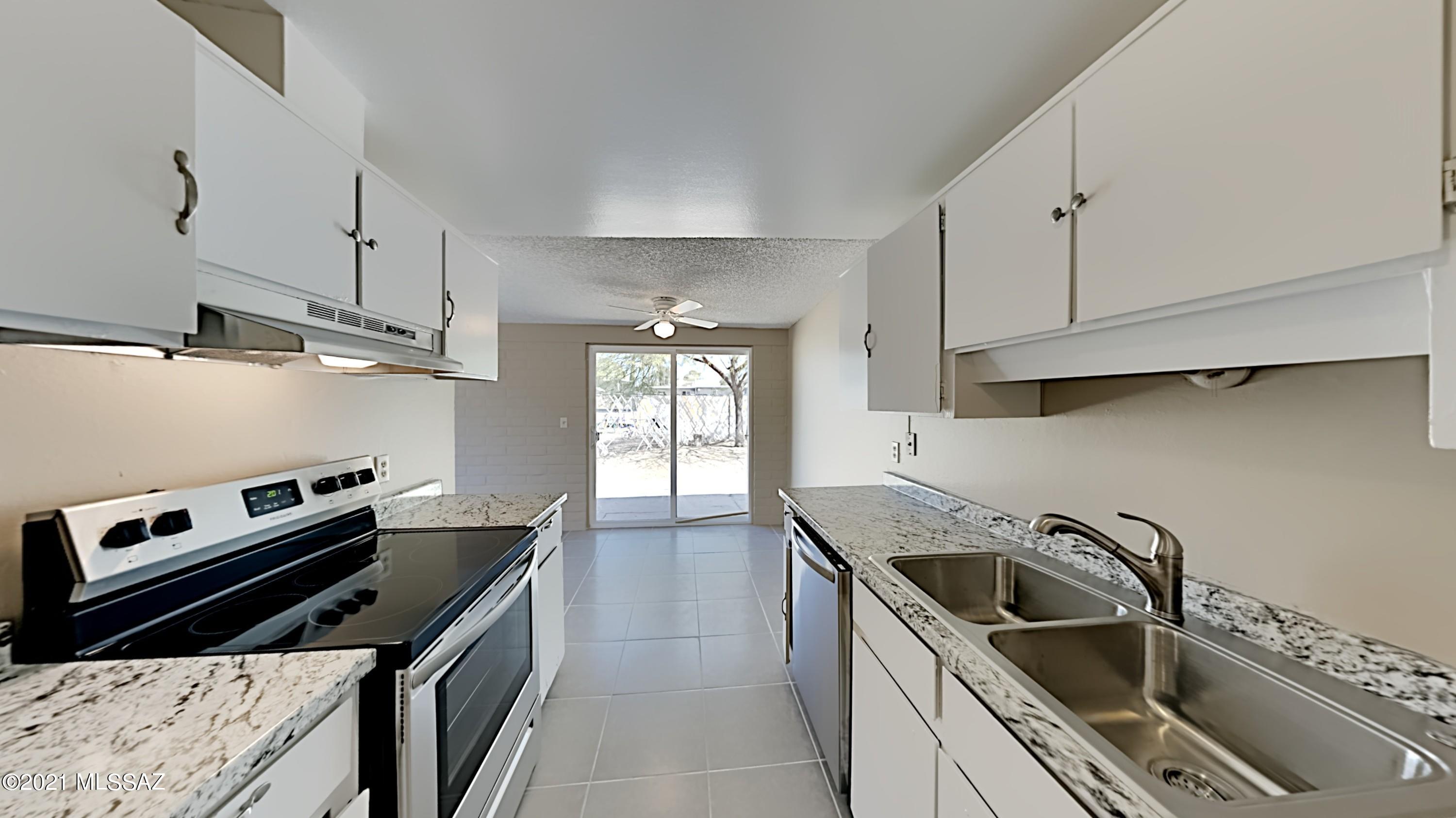 Vista Del Prado (1-274) - Residential