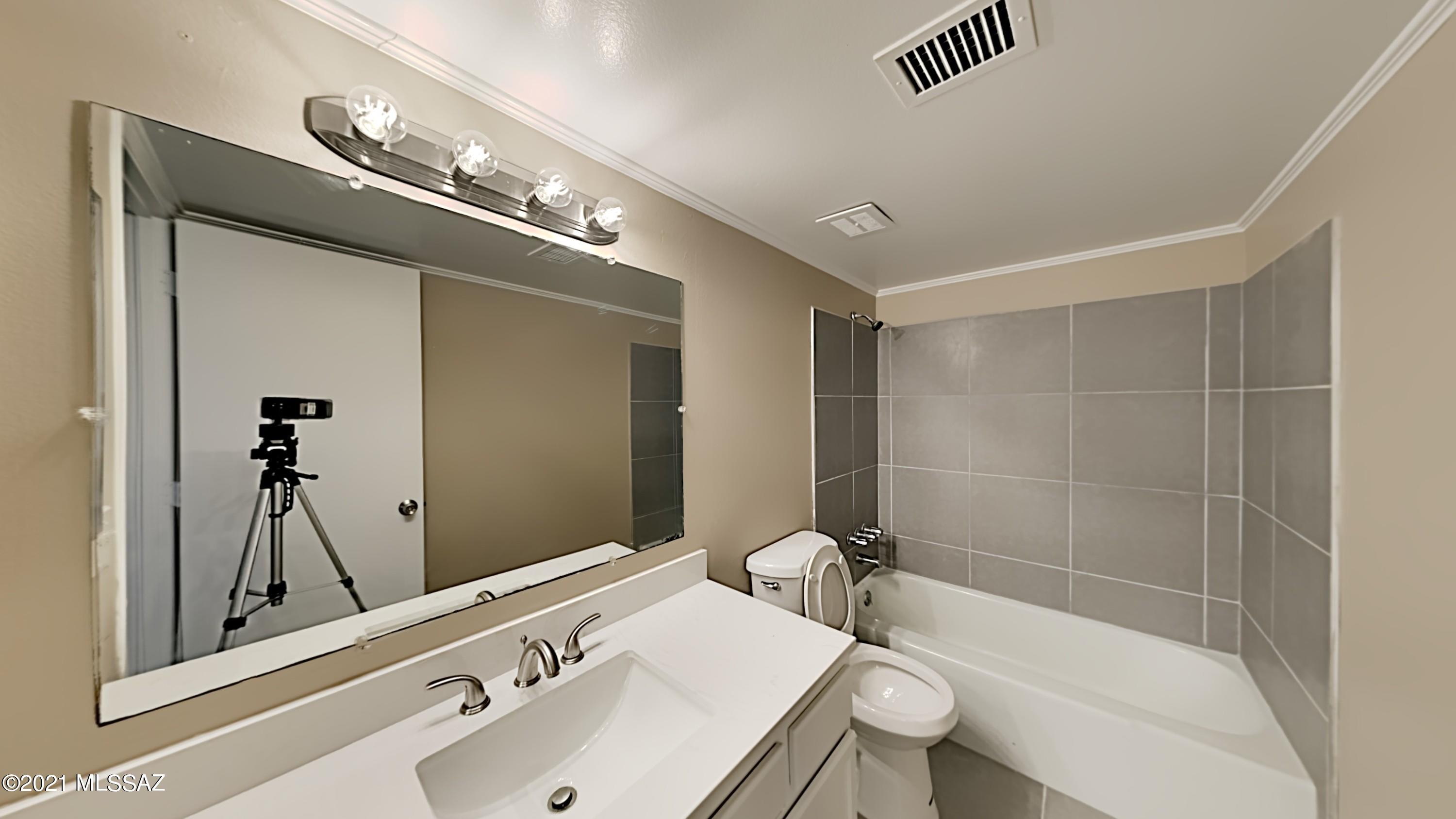 Vista Del Prado (1-274) - Residential