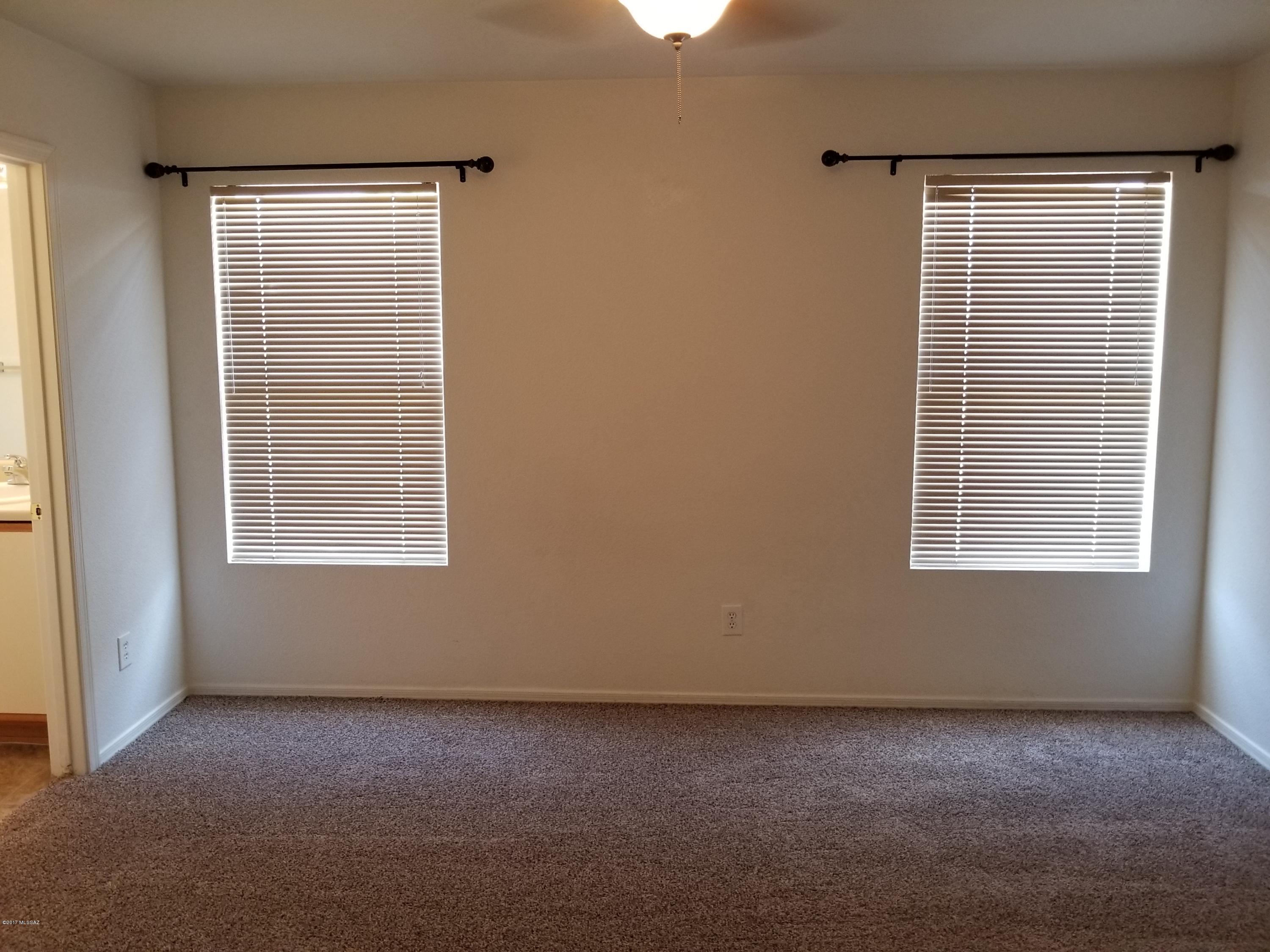 Tierra Vista Phase I (99-285,299-309,372-383) - Residential