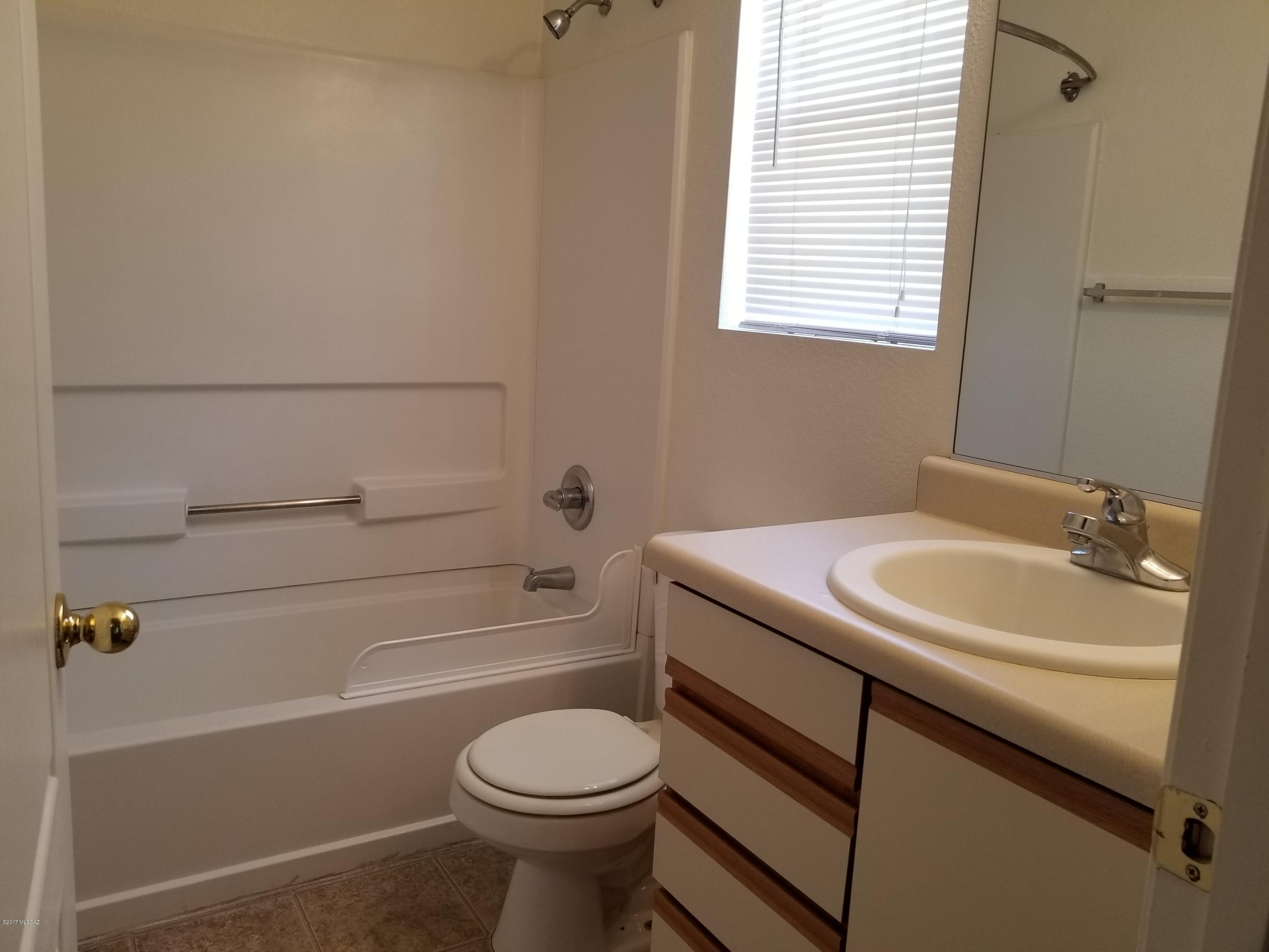 Tierra Vista Phase I (99-285,299-309,372-383) - Residential