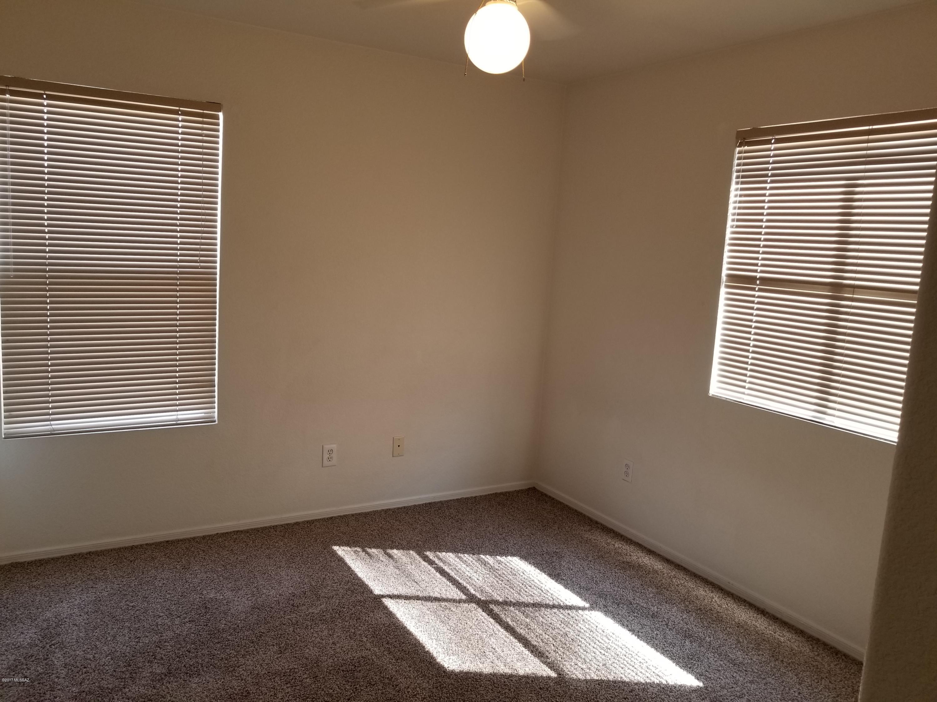 Tierra Vista Phase I (99-285,299-309,372-383) - Residential