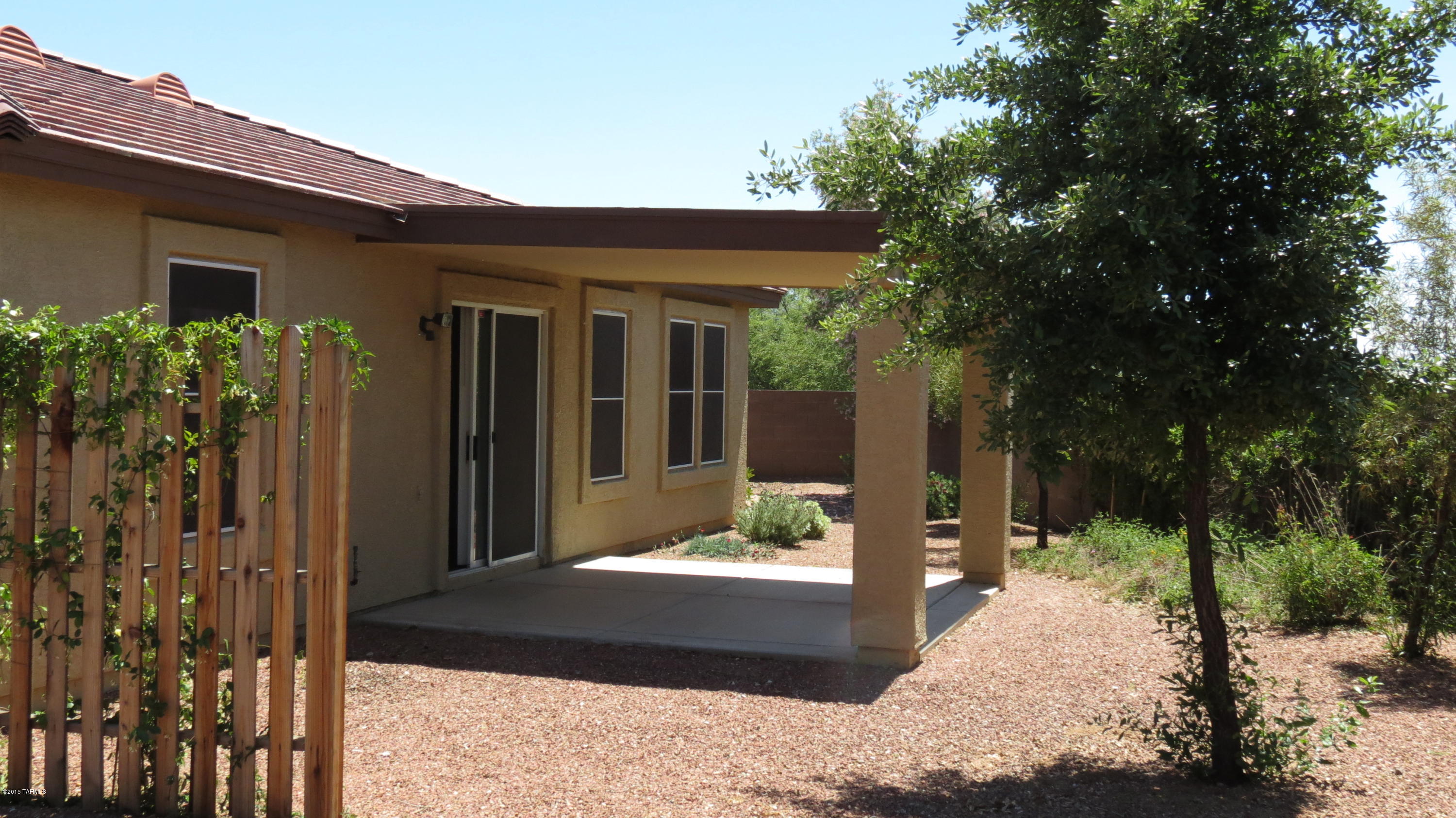 Black Horse (1-411) - Residential Lease